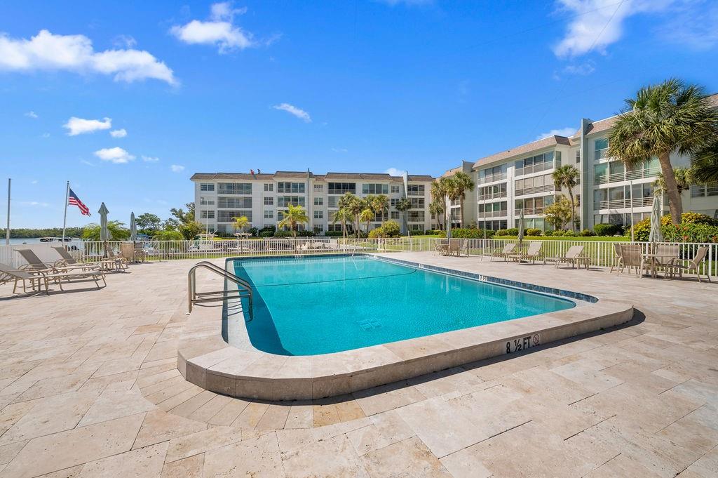 600 SUTTON PL #B302, LONGBOAT KEY, FL, 34228