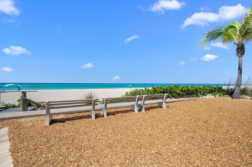 600 SUTTON PL #B302, LONGBOAT KEY, FL, 34228