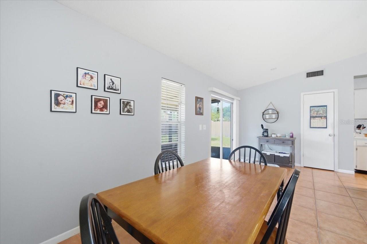 5405 STORK CT, TAMPA, FL, 33625