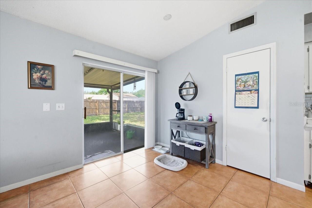 5405 STORK CT, TAMPA, FL, 33625