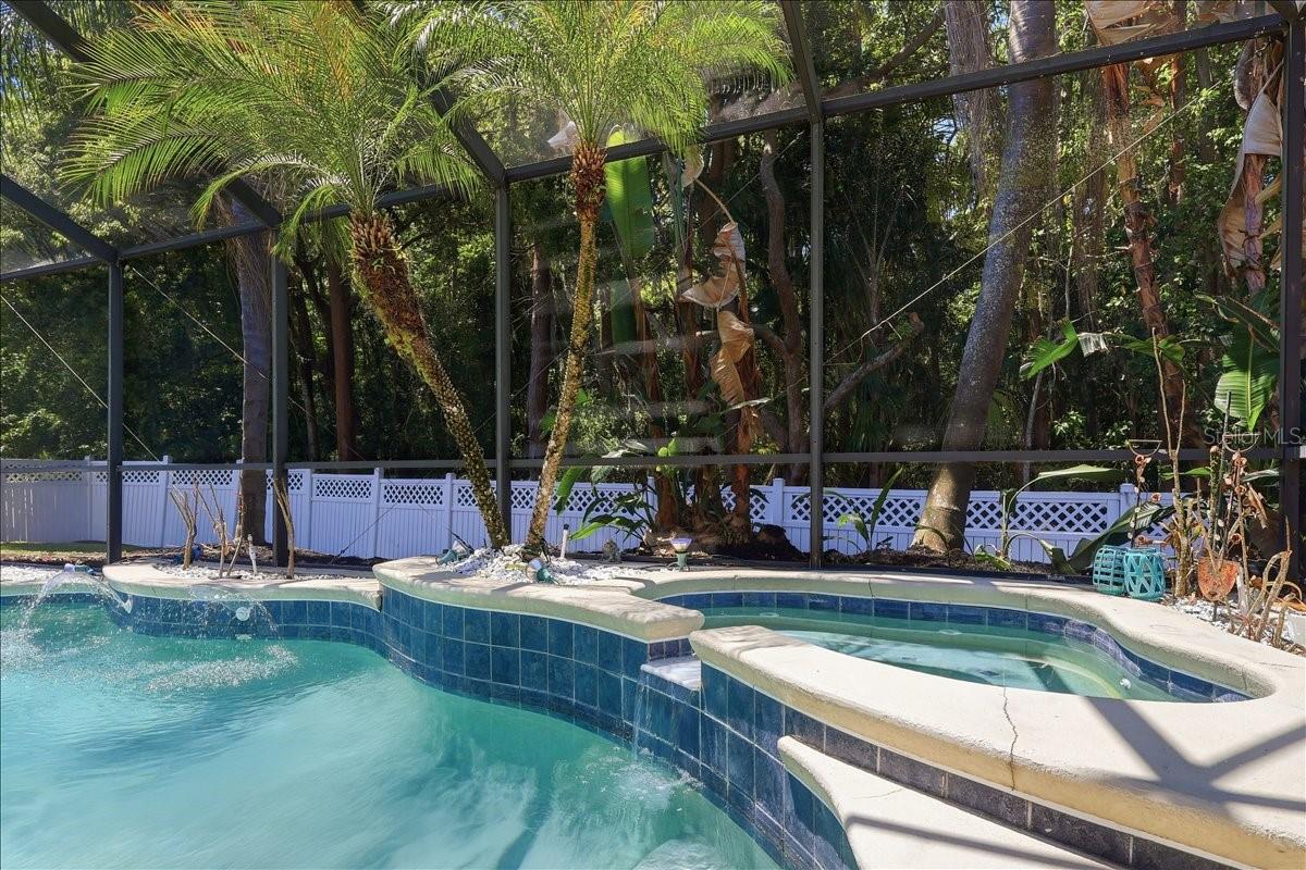 6841 BOUGANVILLEA CRESCENT DR, ORLANDO, FL, 32809