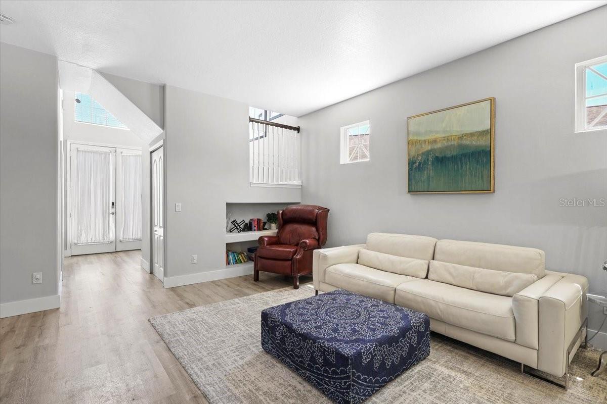 6841 BOUGANVILLEA CRESCENT DR, ORLANDO, FL, 32809