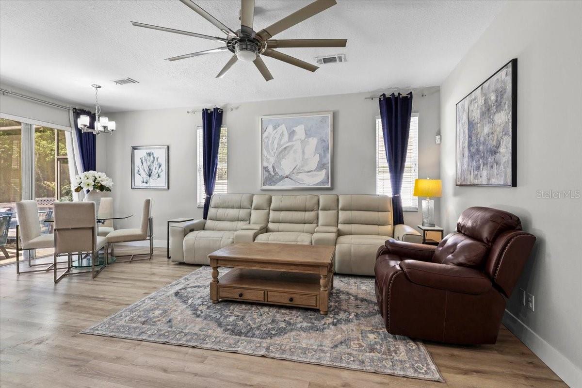 6841 BOUGANVILLEA CRESCENT DR, ORLANDO, FL, 32809