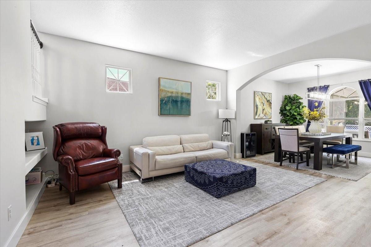 6841 BOUGANVILLEA CRESCENT DR, ORLANDO, FL, 32809