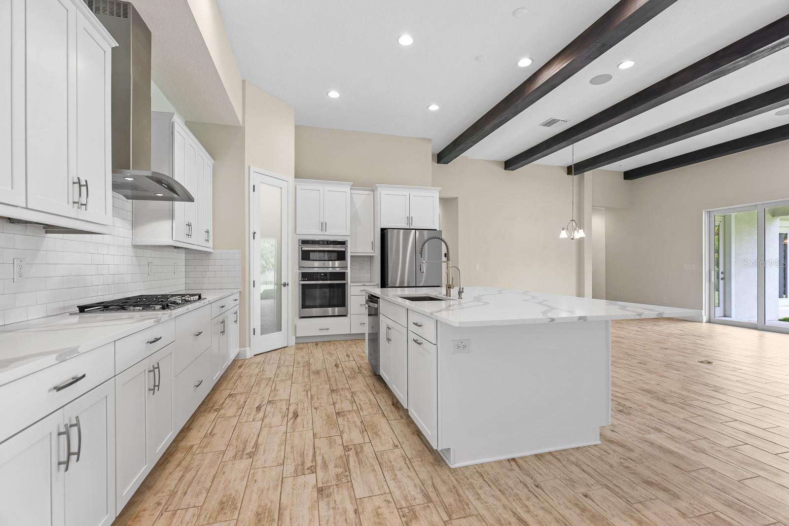 6269 HIDDEN BRANCH DR, APOLLO BEACH, FL, 33572