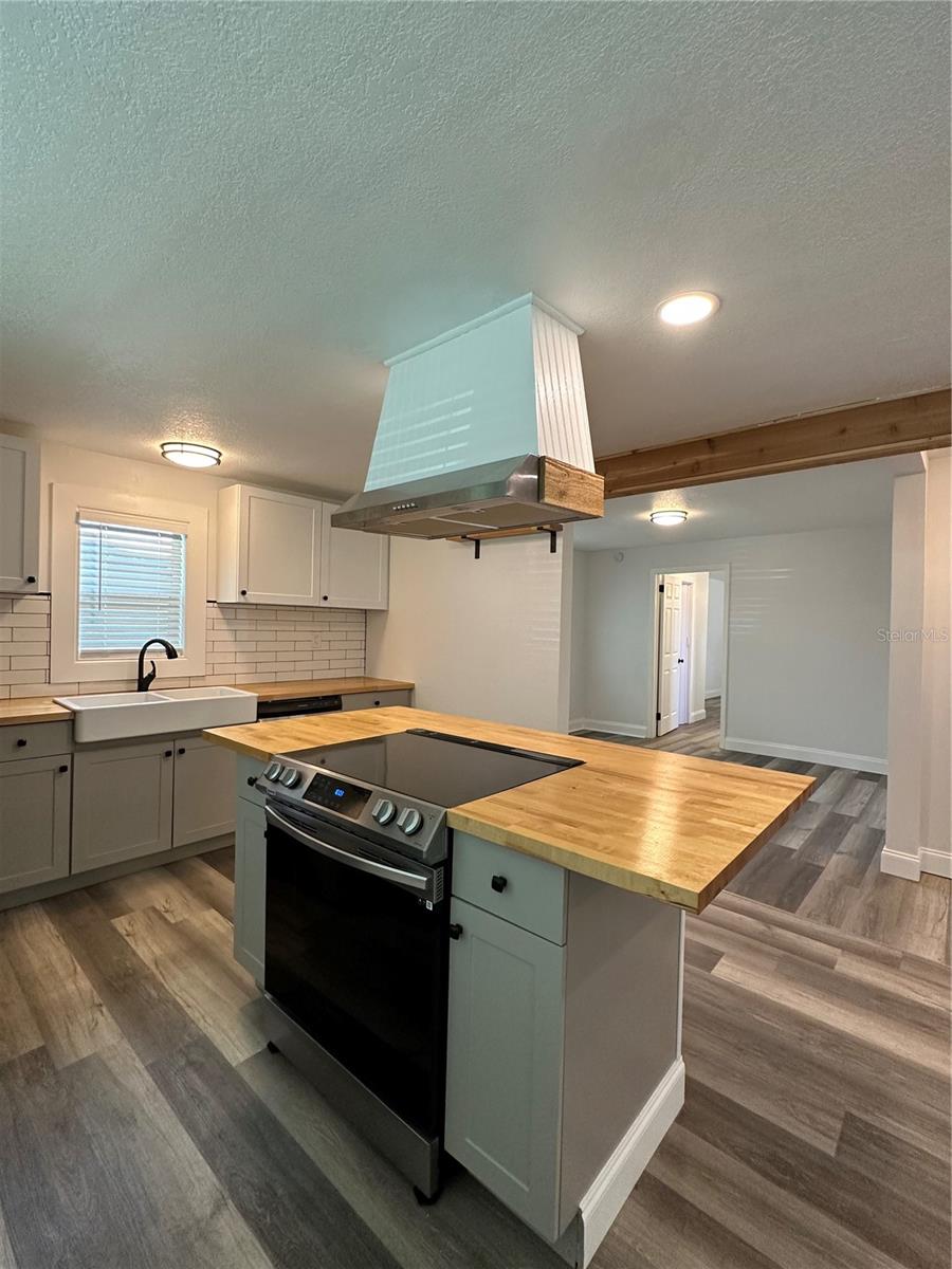 4713 THORPE AVE, ORLANDO, FL, 32804