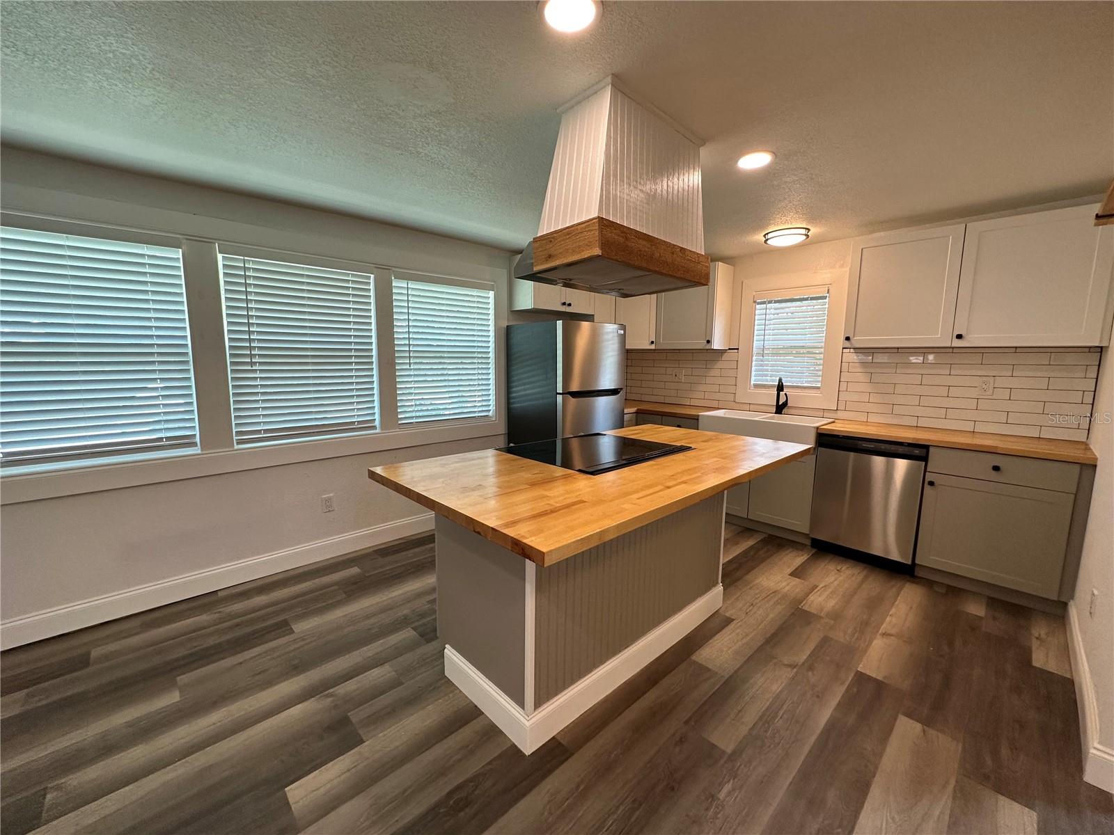 4713 THORPE AVE, ORLANDO, FL, 32804