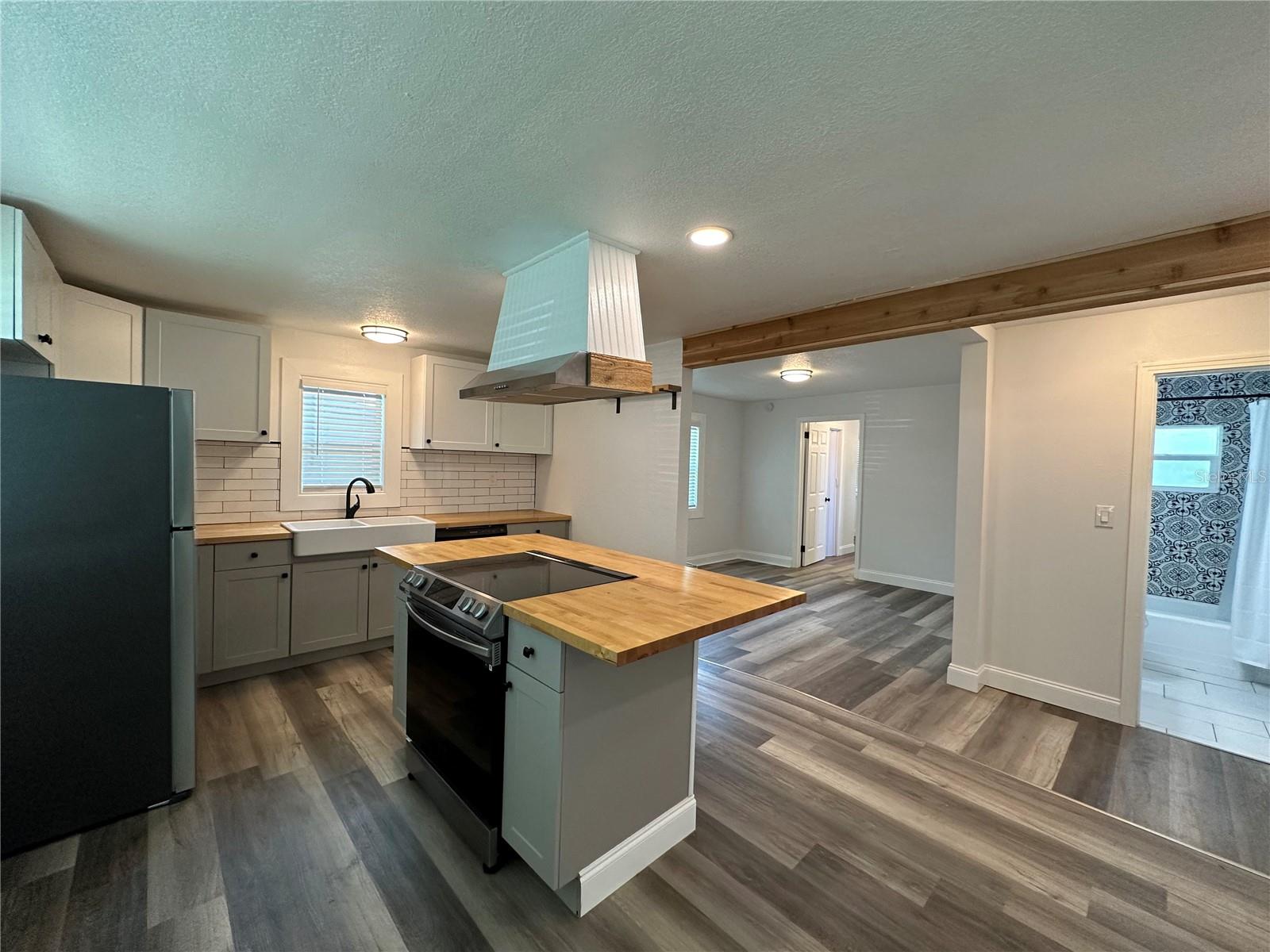 4713 THORPE AVE, ORLANDO, FL, 32804