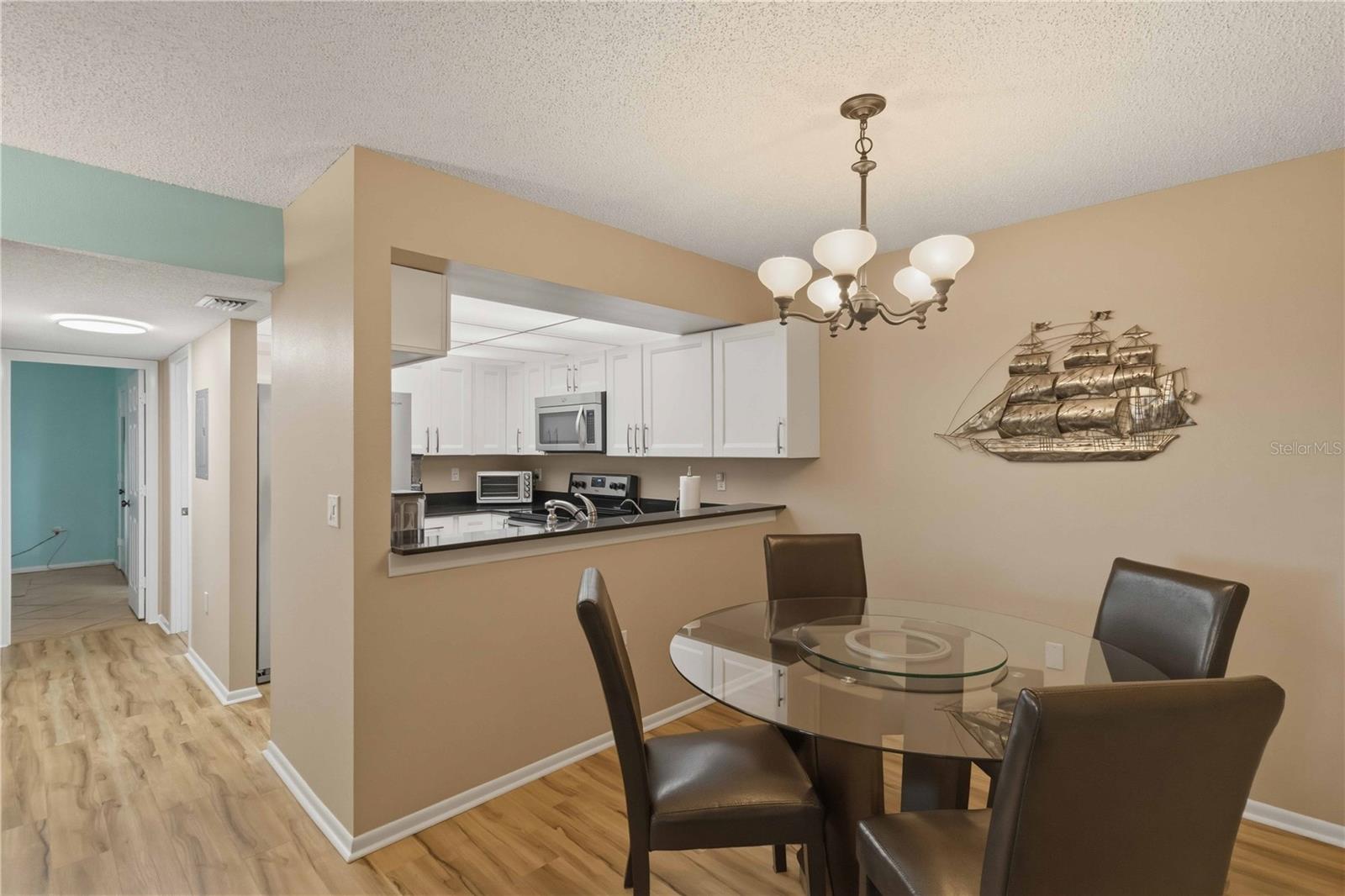 3281 BENEVA RD #104, SARASOTA, FL, 34232