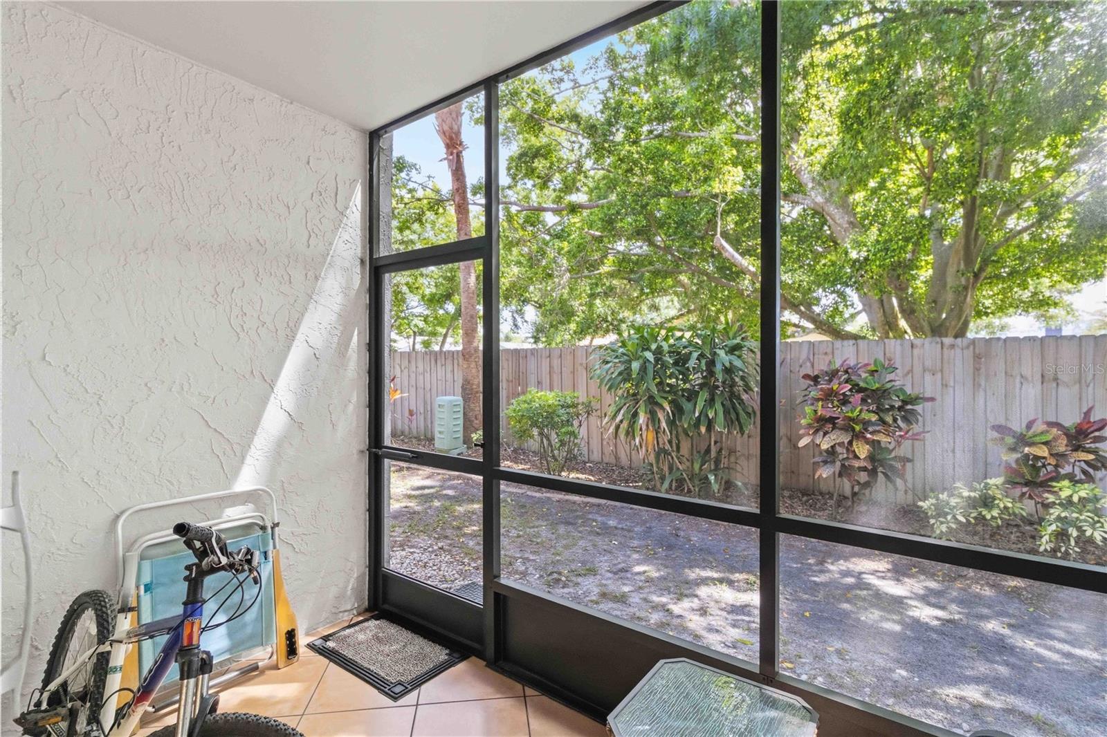 3281 BENEVA RD #104, SARASOTA, FL, 34232