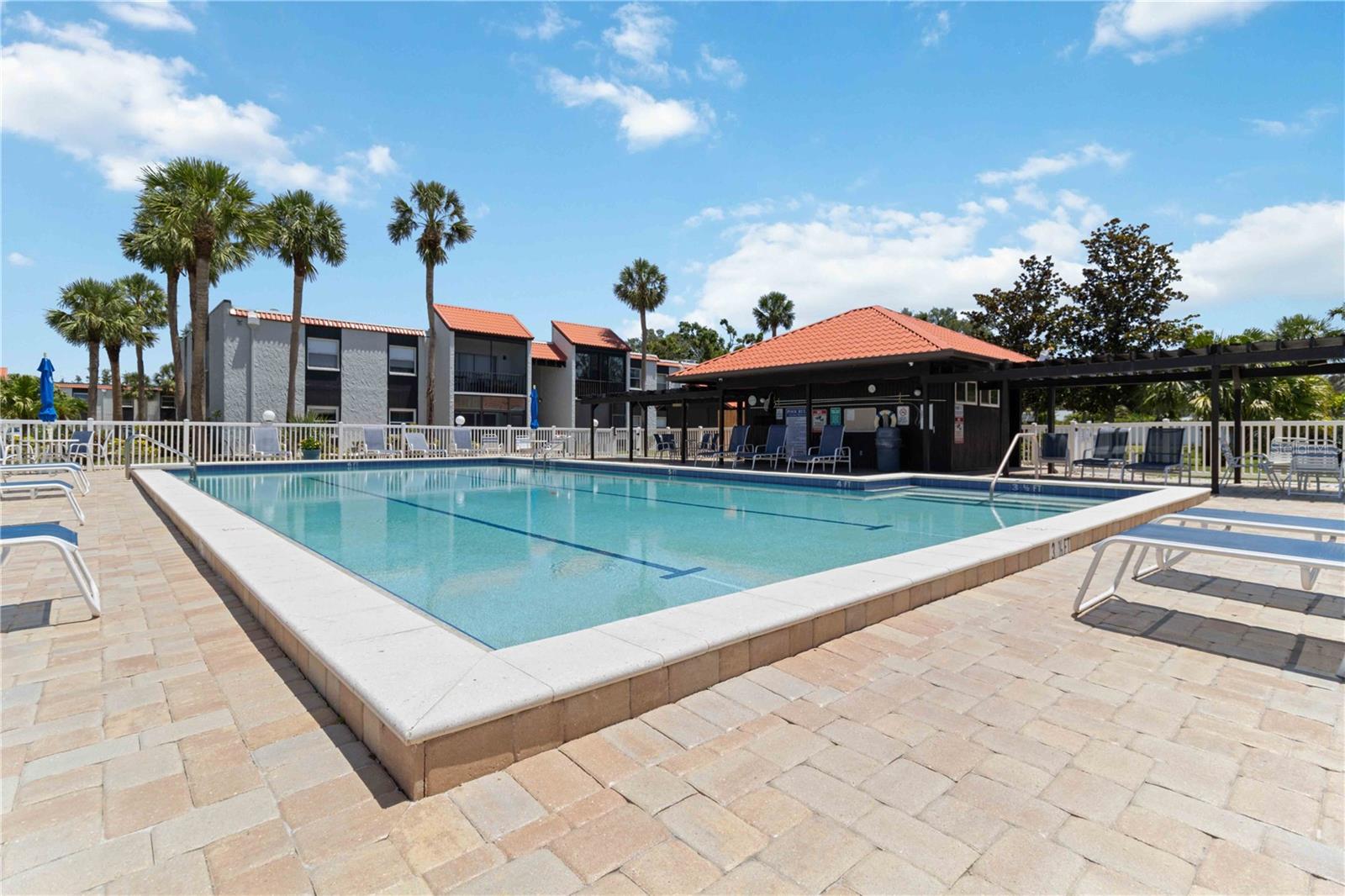 3281 BENEVA RD #104, SARASOTA, FL, 34232