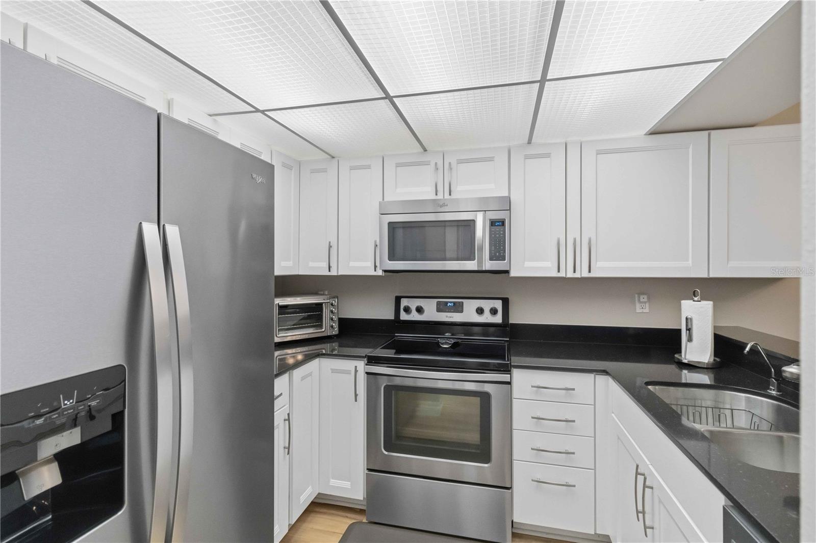 3281 BENEVA RD #104, SARASOTA, FL, 34232