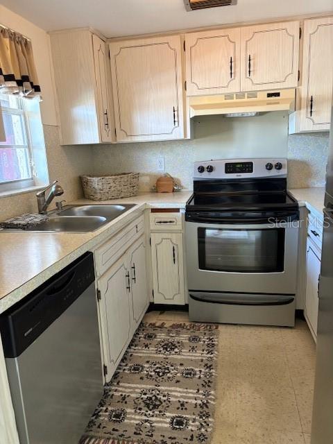 4609 MARINE PKWY #203, NEW PORT RICHEY, FL, 34652