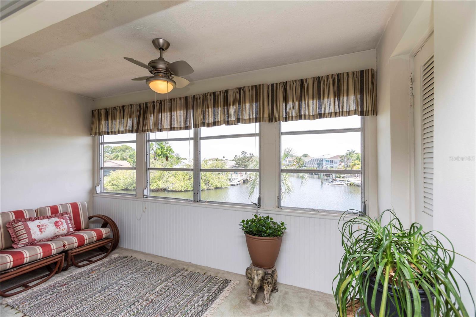 4609 MARINE PKWY #203, NEW PORT RICHEY, FL, 34652