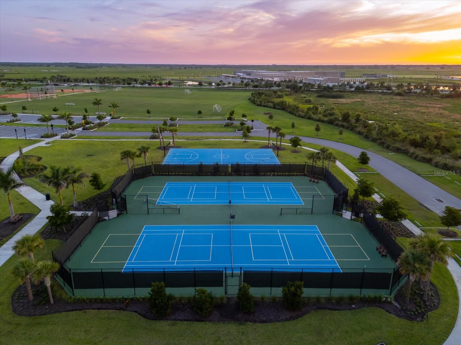 8792 WINTER BREEZE WAY, SARASOTA, FL, 34241