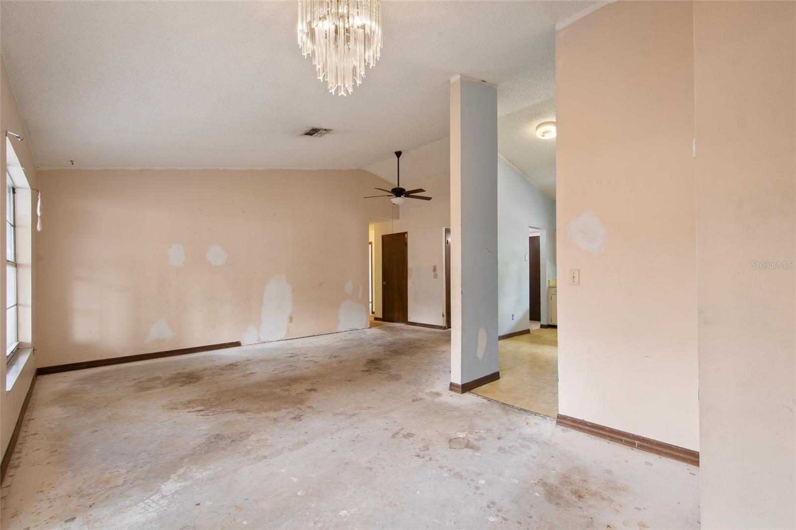 10722 WHISPERWOOD LN, ORLANDO, FL, 32837