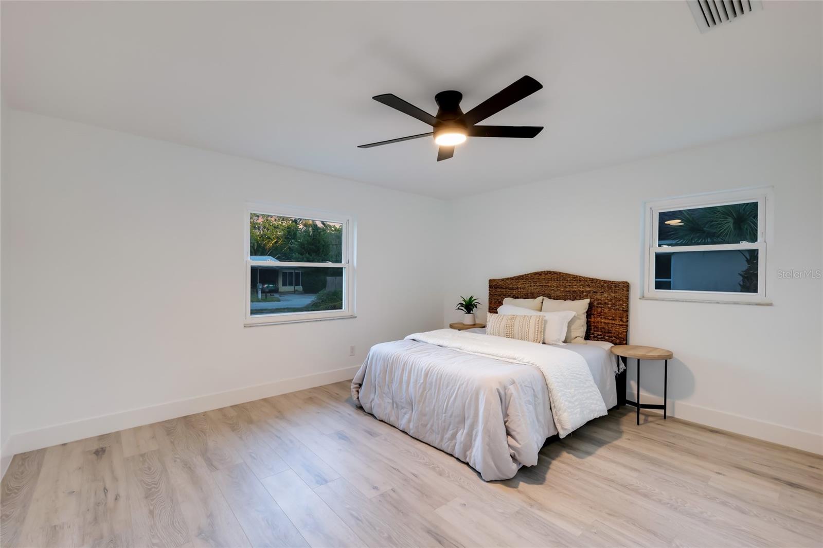 120 43RD ST NW, BRADENTON, FL, 34209