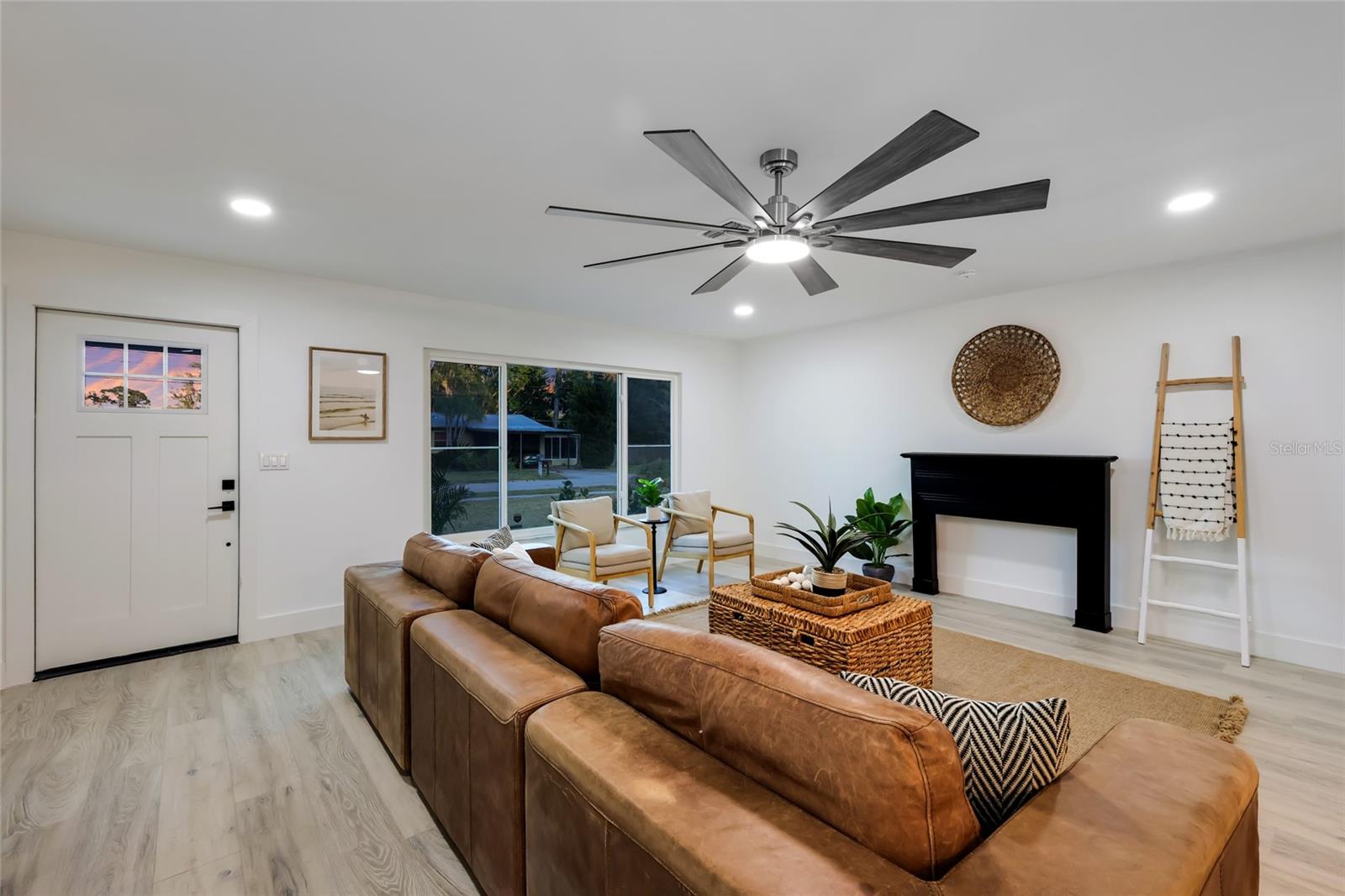 120 43RD ST NW, BRADENTON, FL, 34209