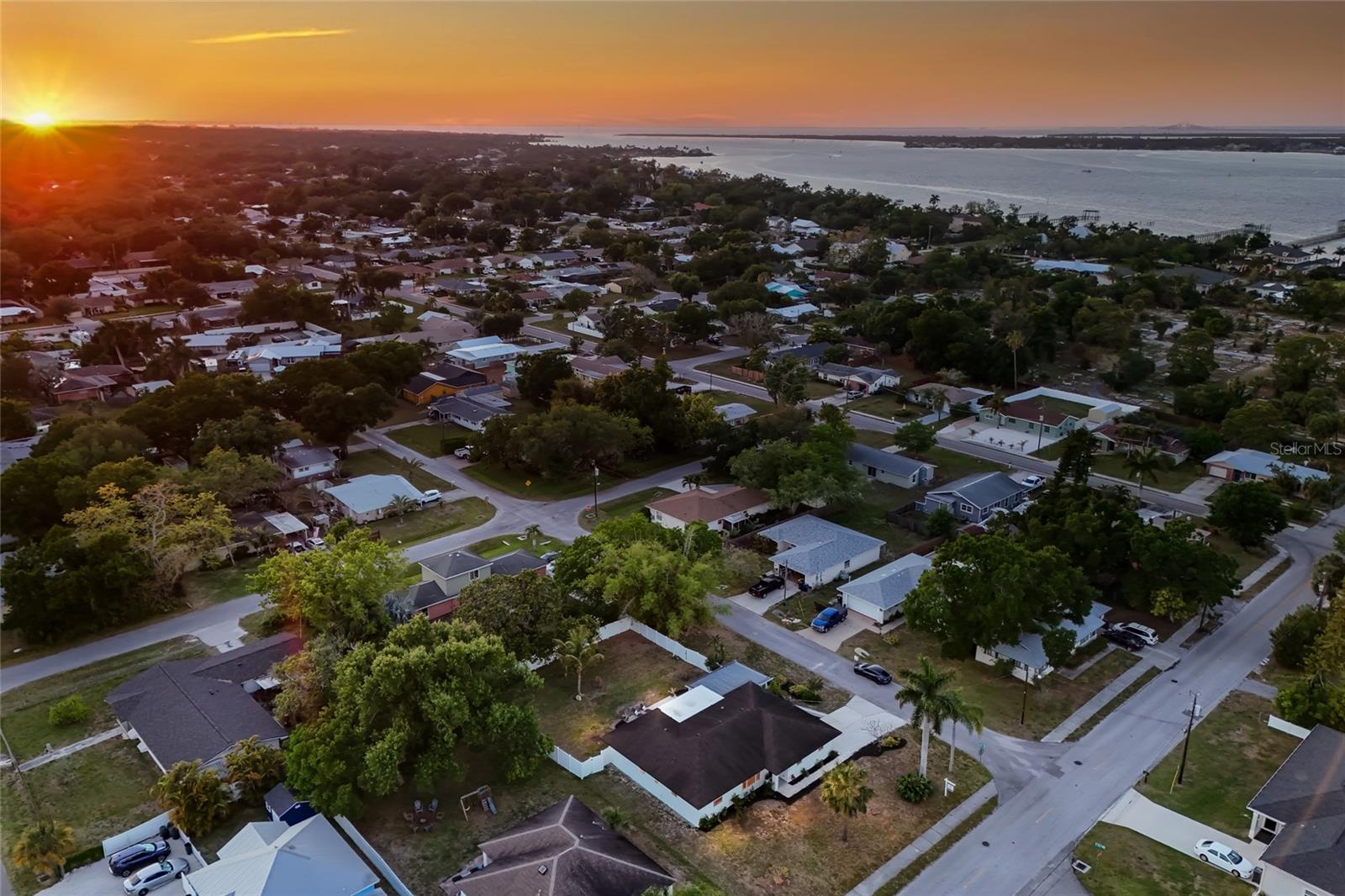 120 43RD ST NW, BRADENTON, FL, 34209