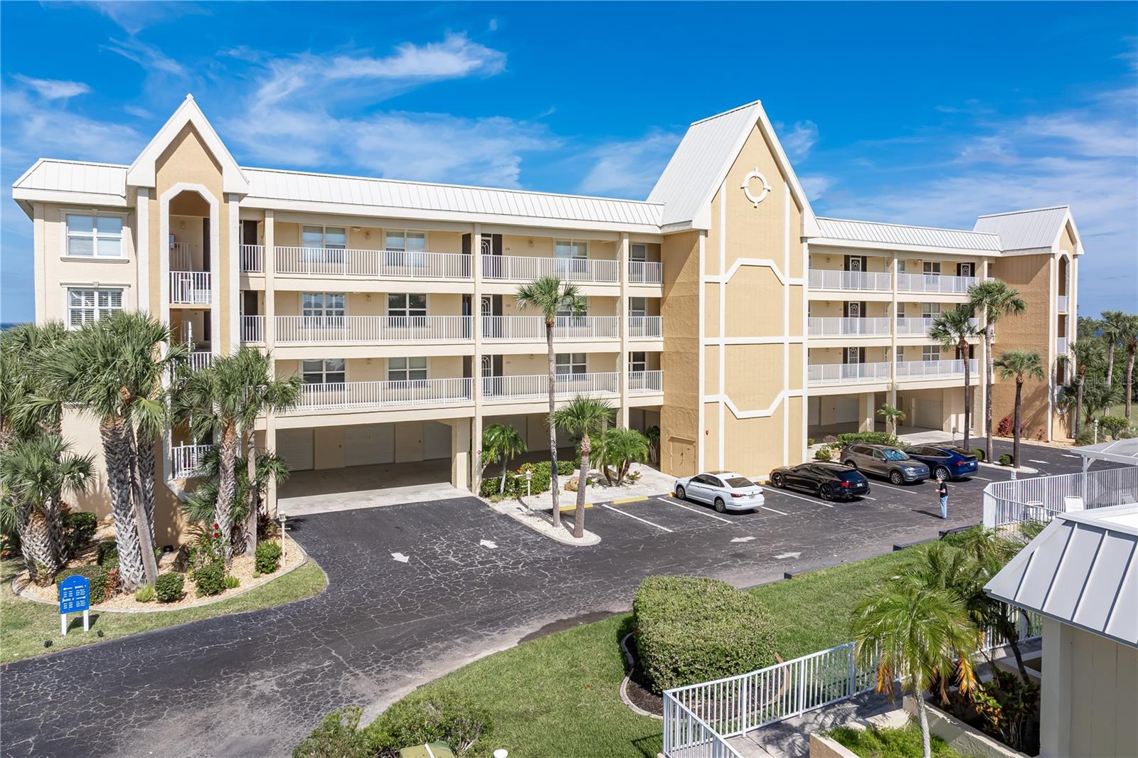 101 N MARION CT #215, PUNTA GORDA, FL, 33950