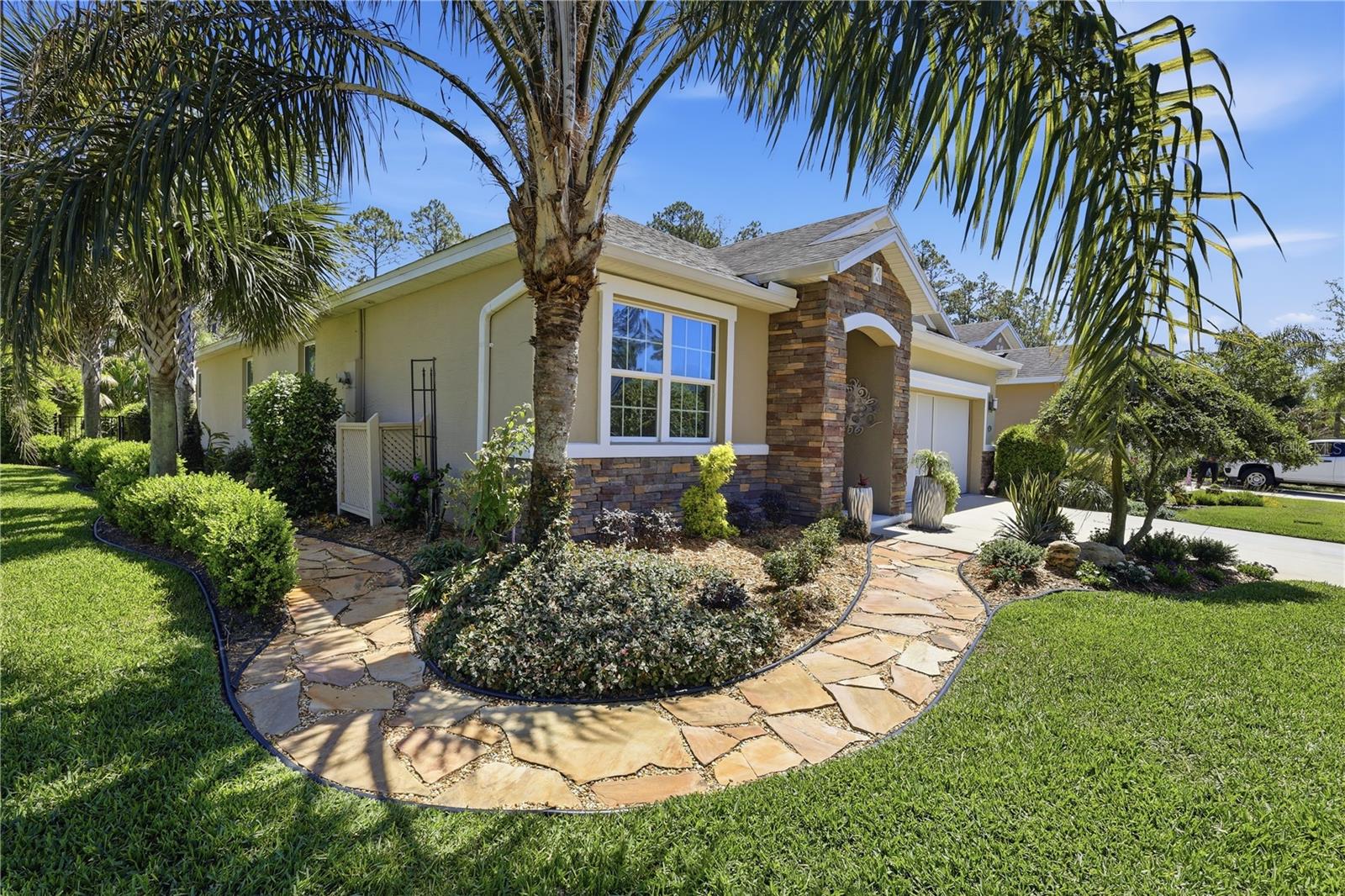 124 S HUMMINGBIRD PL, PALM COAST, FL, 32164