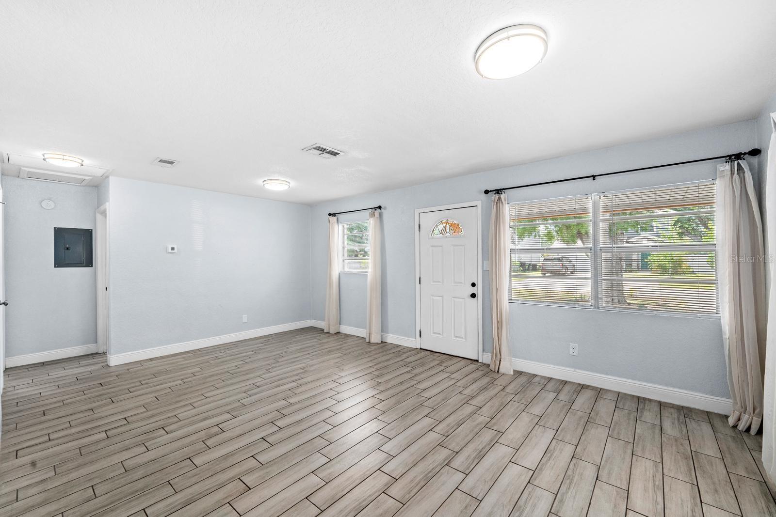 3605 W IOWA AVE, TAMPA, FL, 33611