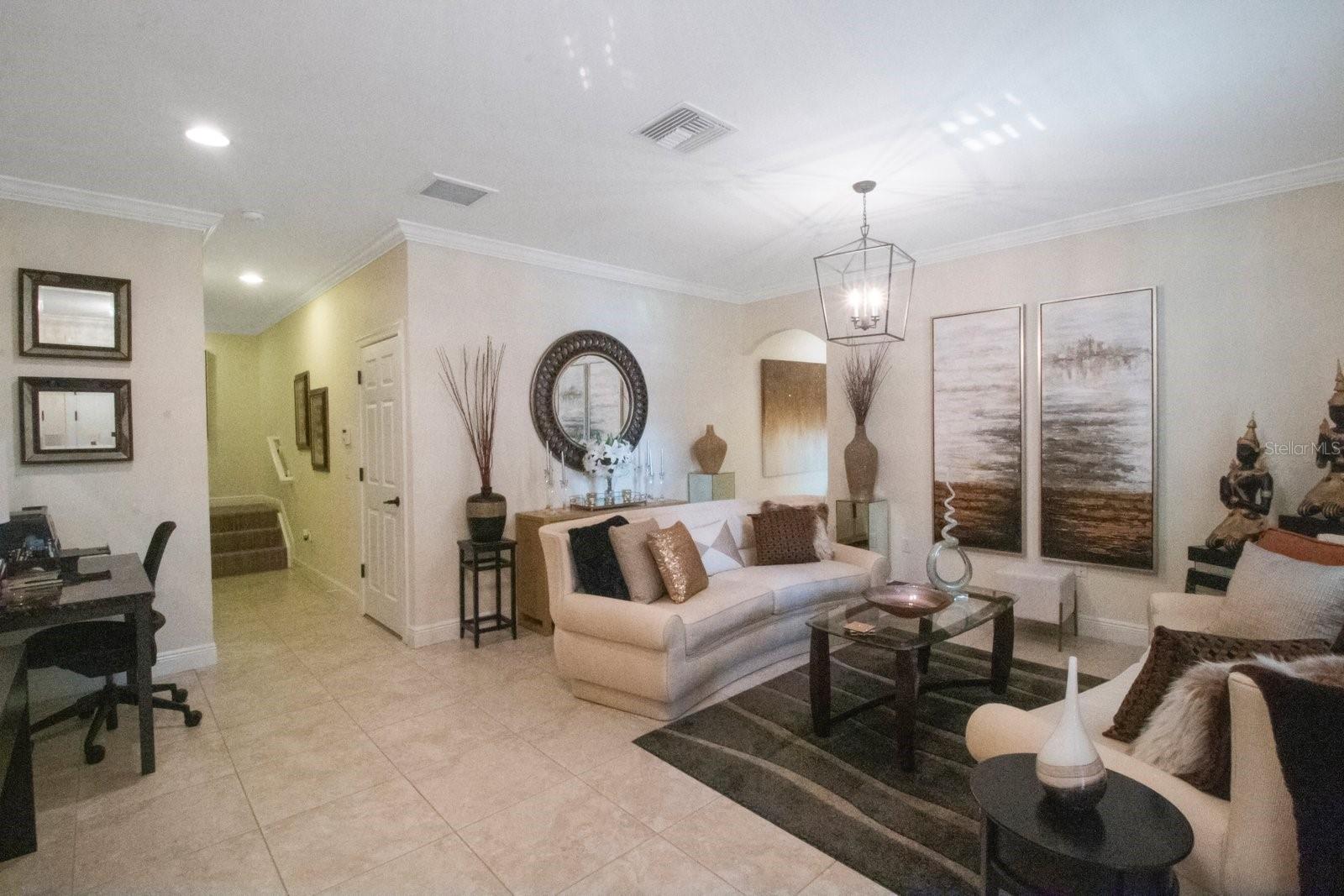 4884 YACHT CLUB DR, TAMPA, FL, 33616