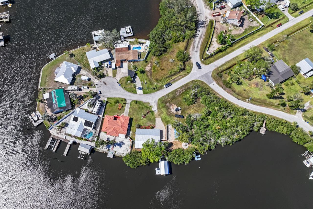 107 6TH ST NW, RUSKIN, FL, 33570