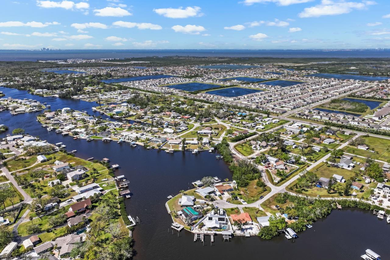 107 6TH ST NW, RUSKIN, FL, 33570