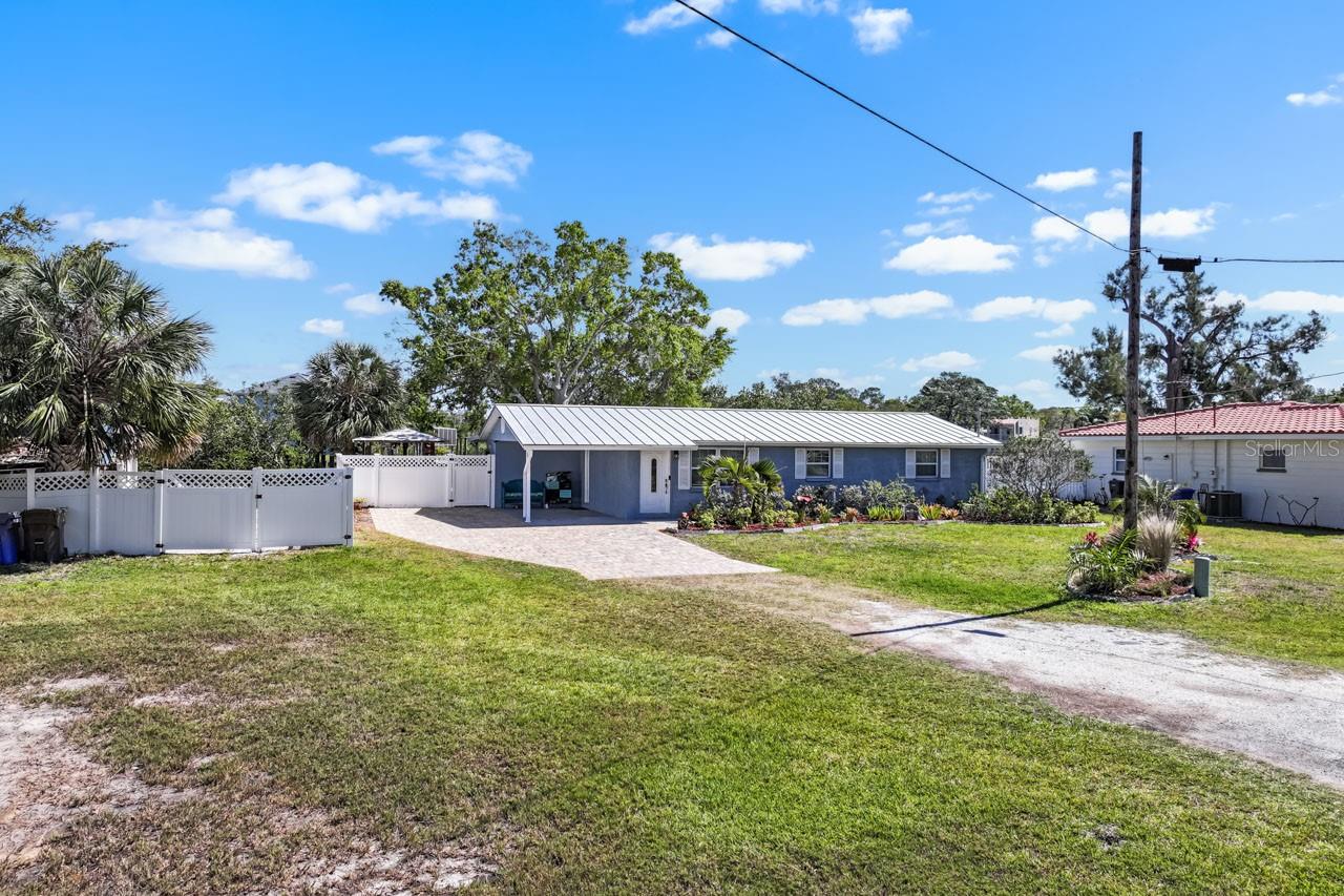 107 6TH ST NW, RUSKIN, FL, 33570