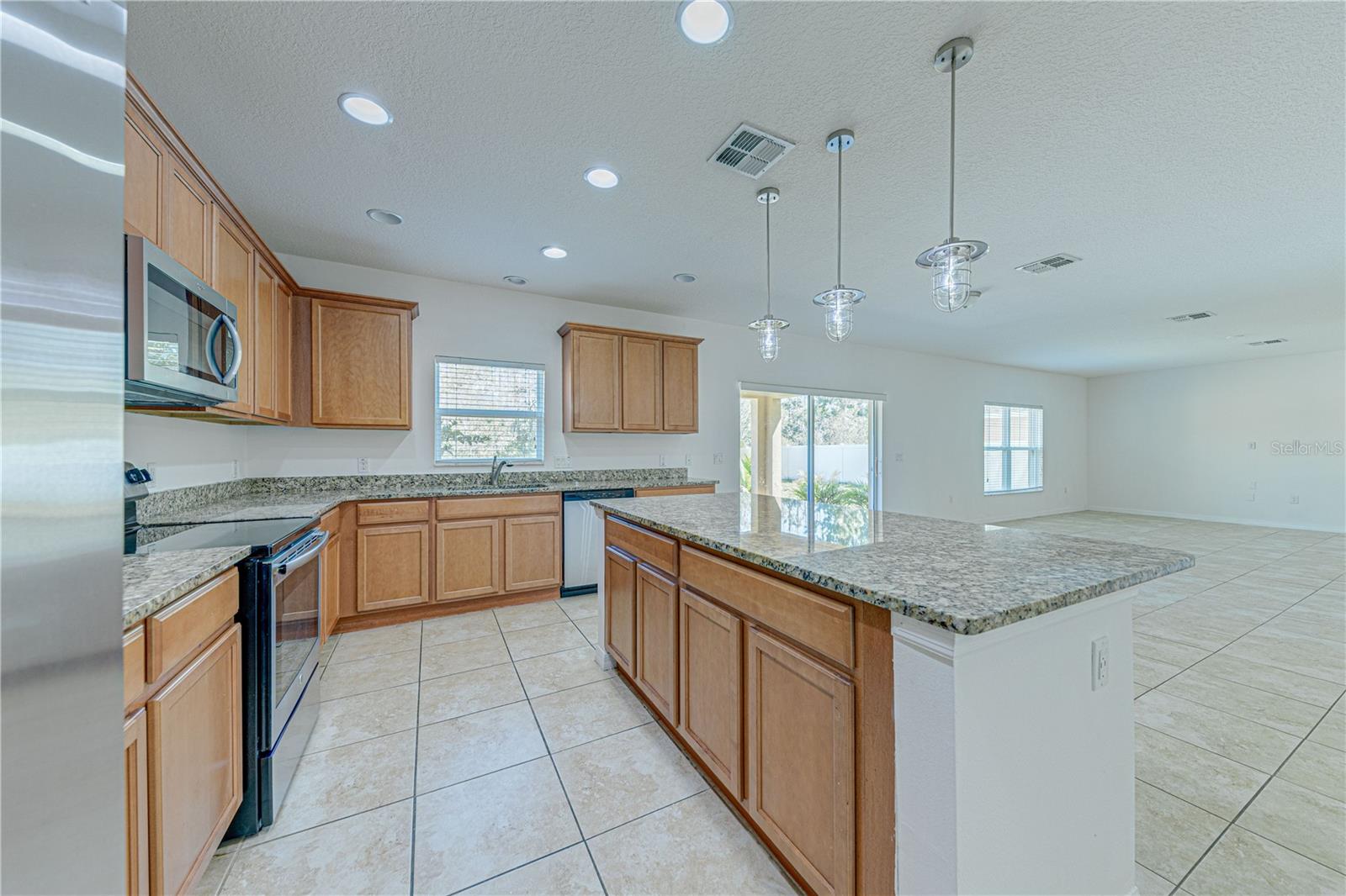 2251 WAUKEGAN DR, KISSIMMEE, FL, 34758