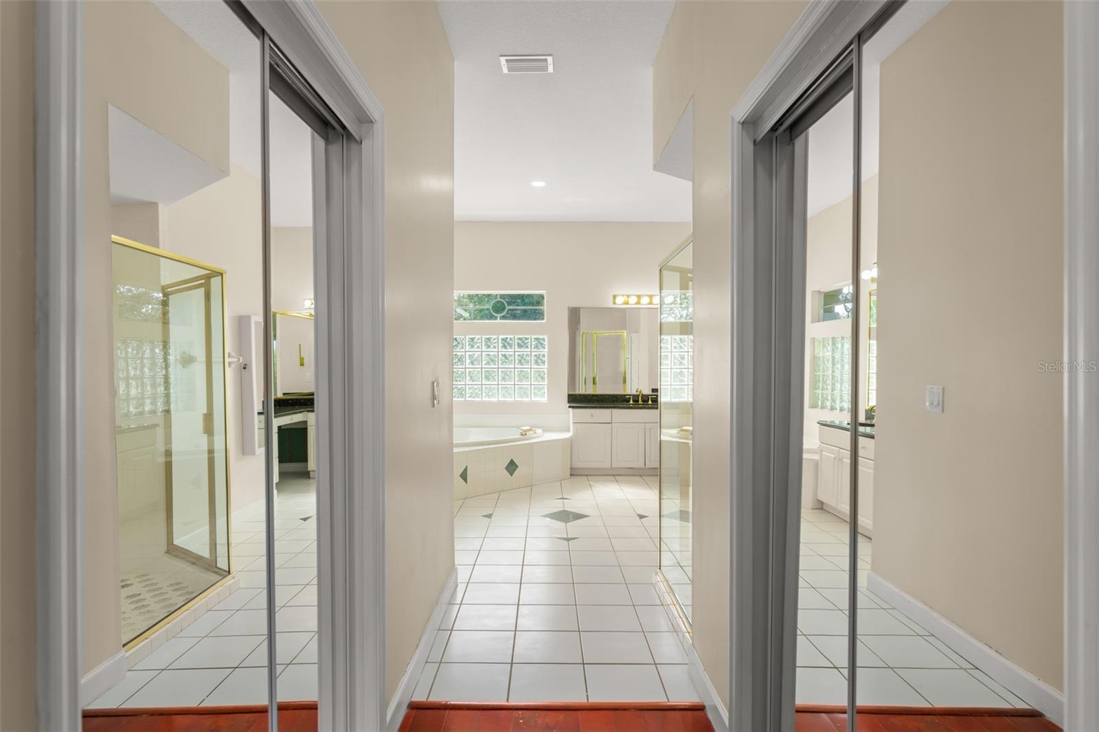 2211 LANGLEY CIR, ORLANDO, FL, 32835