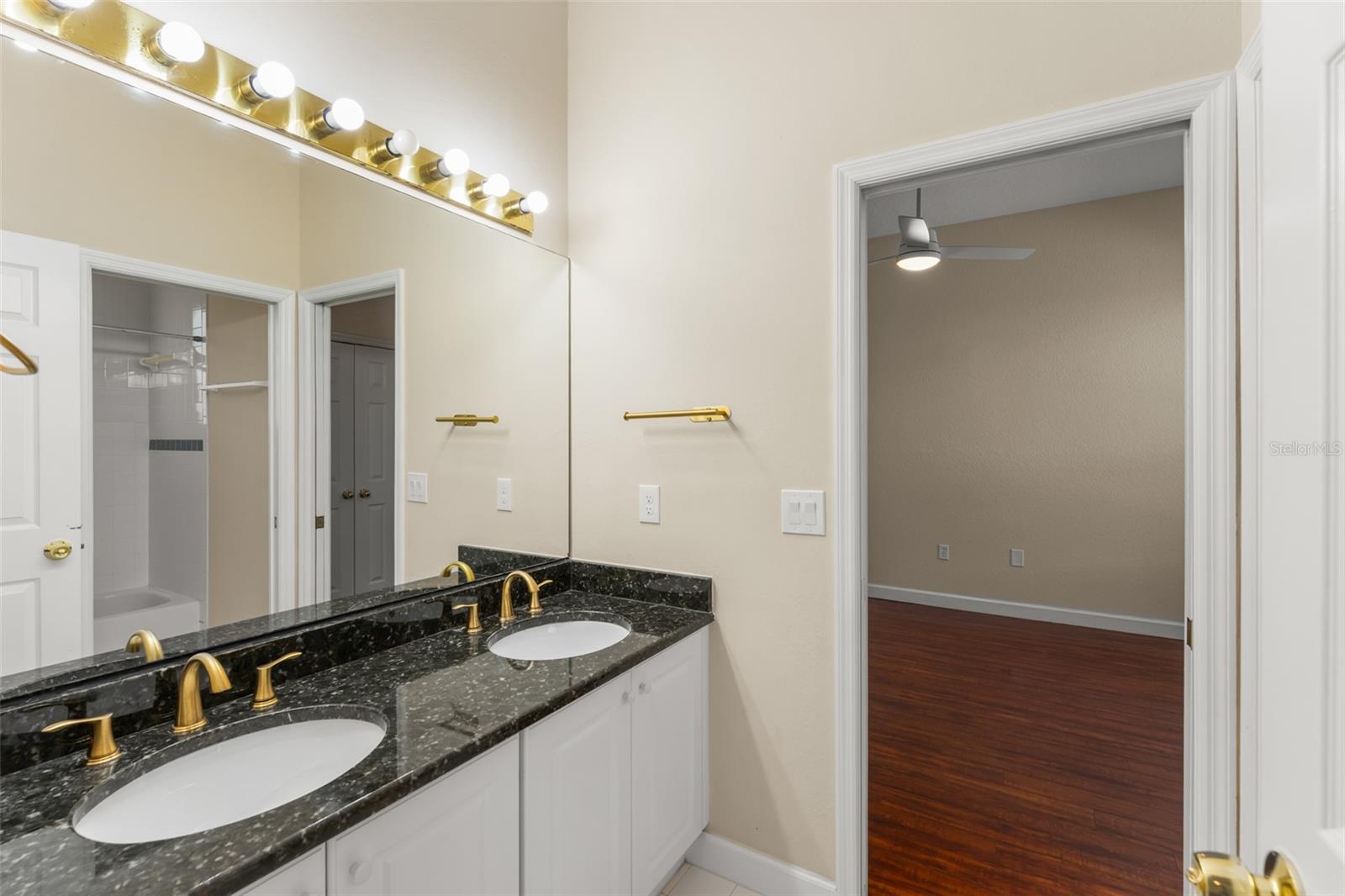 2211 LANGLEY CIR, ORLANDO, FL, 32835