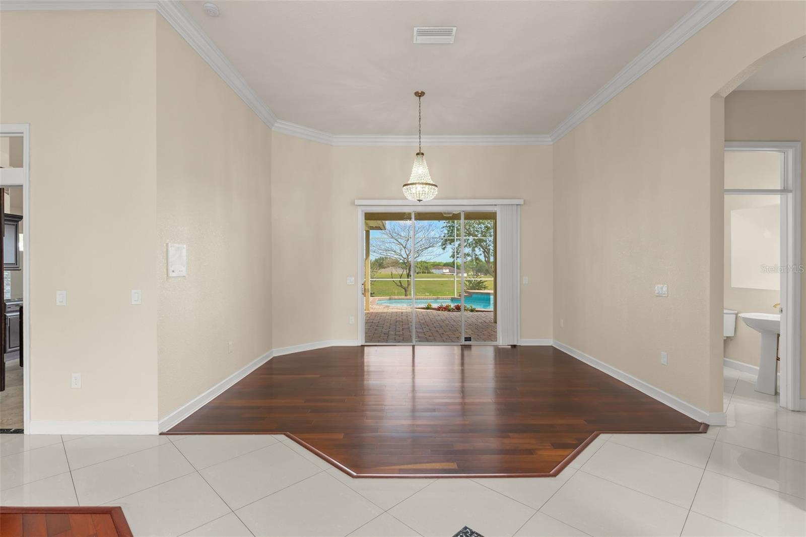 2211 LANGLEY CIR, ORLANDO, FL, 32835