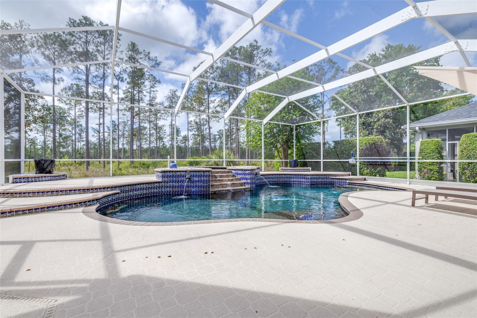 10102 DEERCLIFF DR, TAMPA, FL, 33647