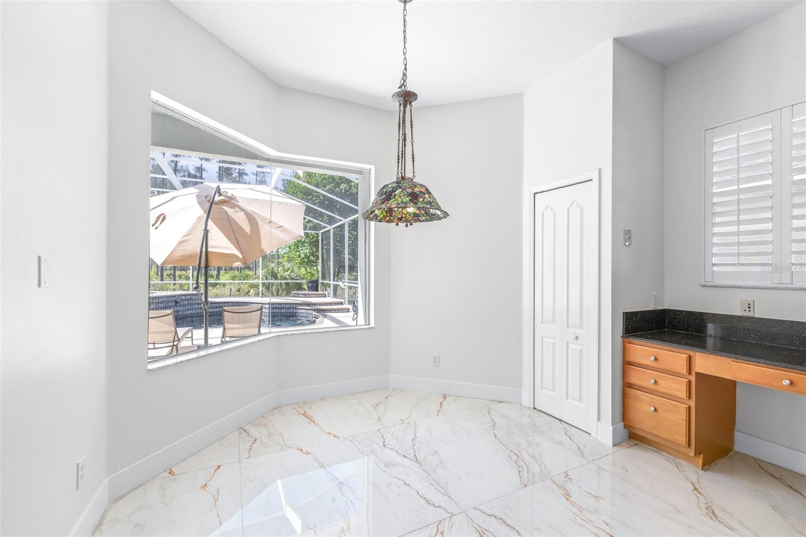 10102 DEERCLIFF DR, TAMPA, FL, 33647