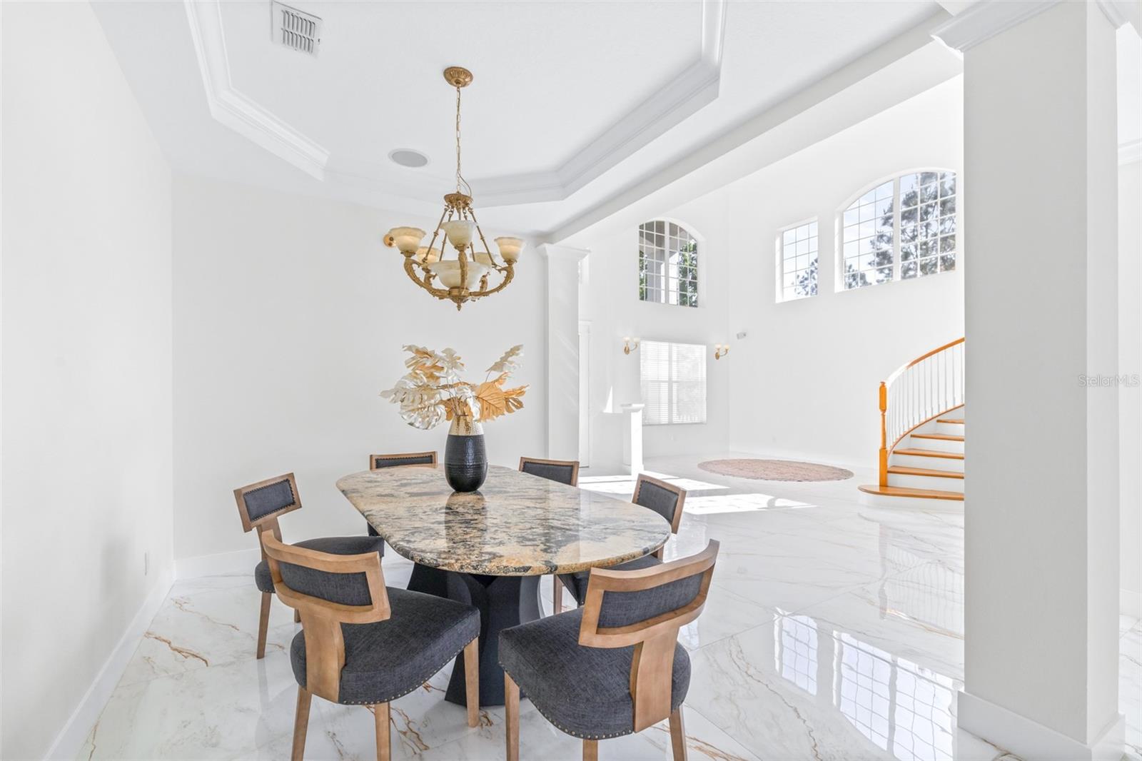 10102 DEERCLIFF DR, TAMPA, FL, 33647