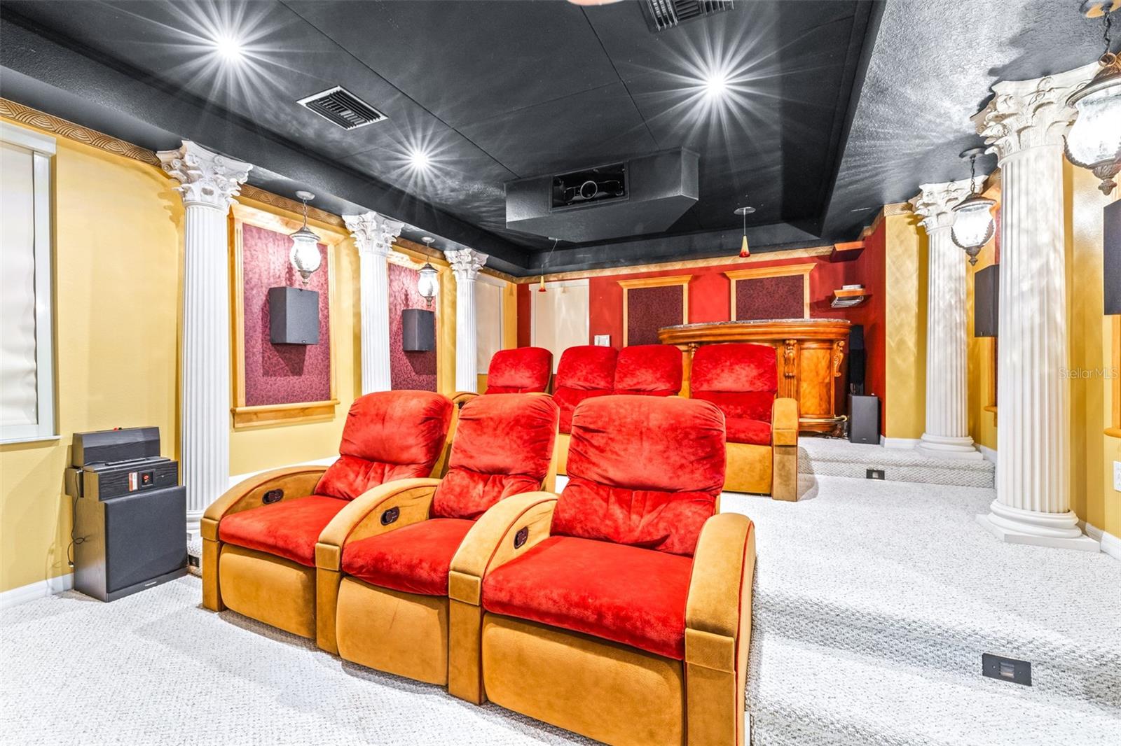 10102 DEERCLIFF DR, TAMPA, FL, 33647