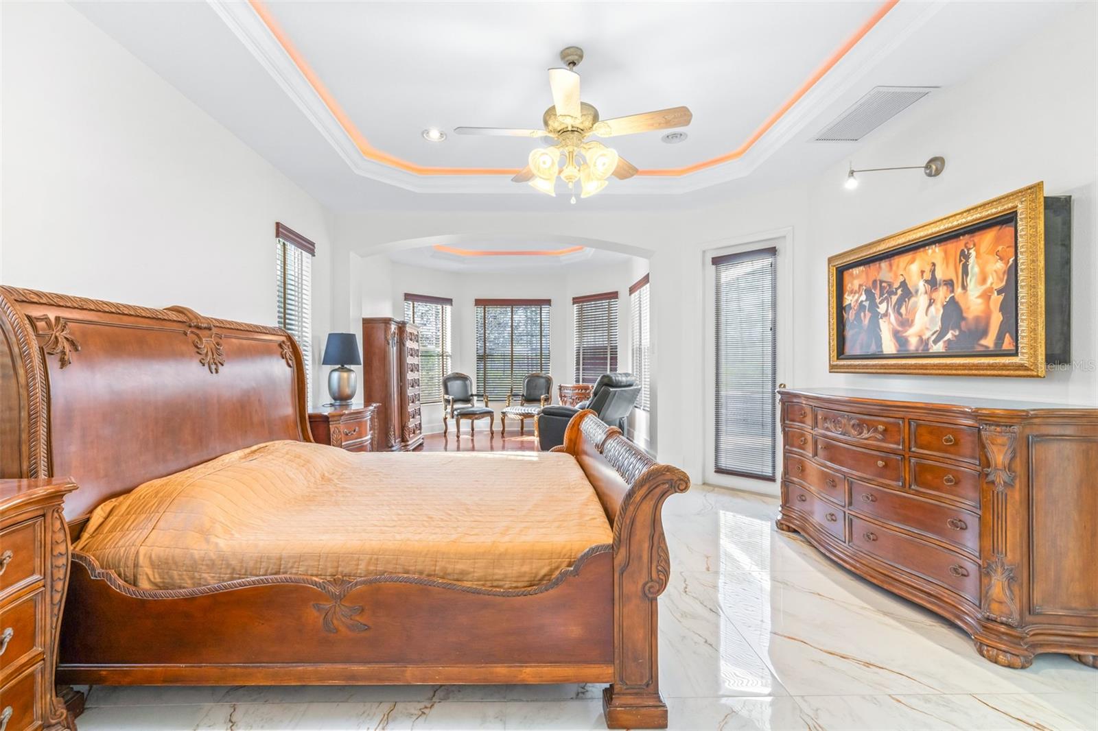 10102 DEERCLIFF DR, TAMPA, FL, 33647