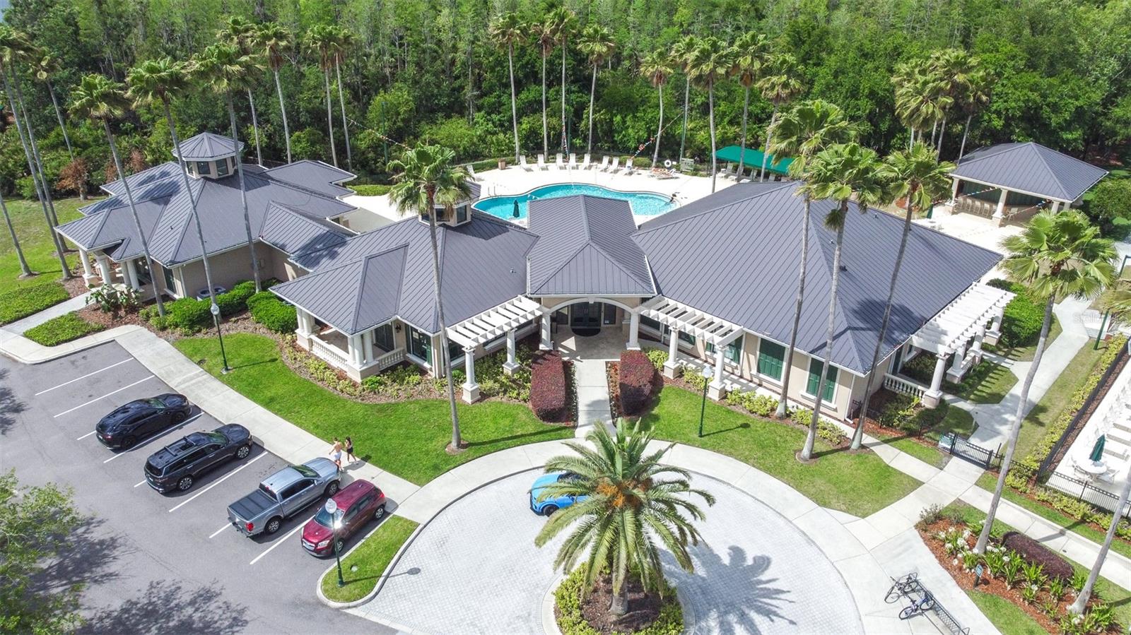 10102 DEERCLIFF DR, TAMPA, FL, 33647