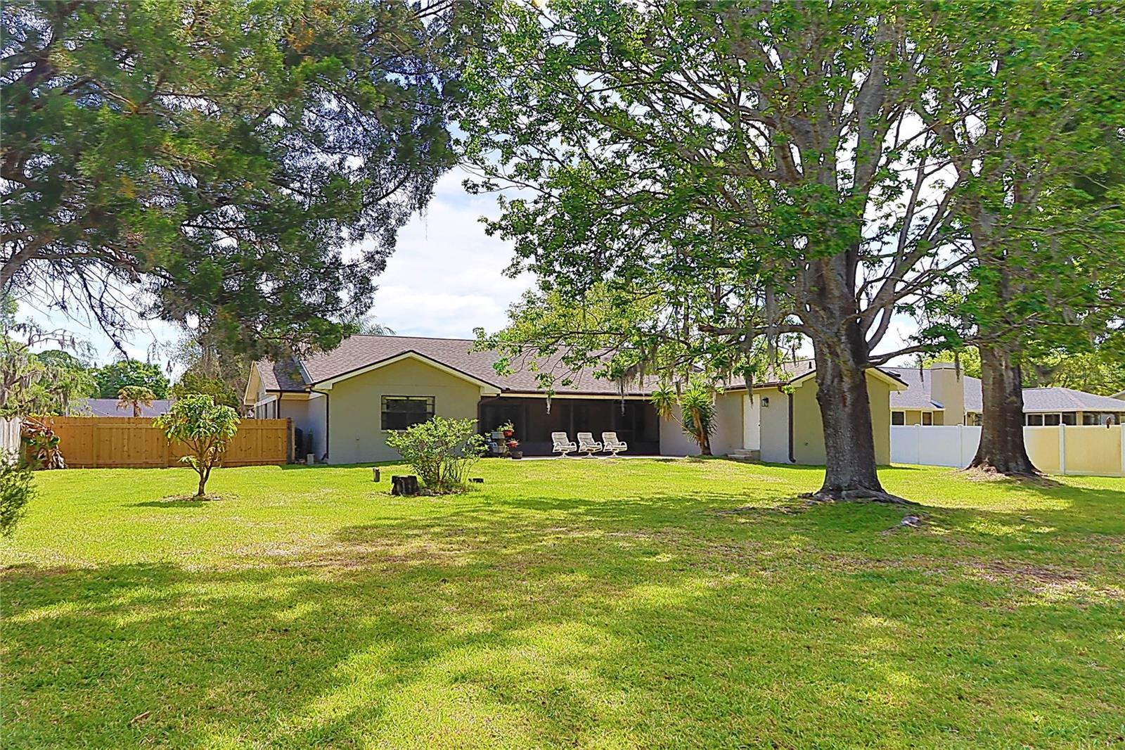 19814 DEER HOLLOW LN, LUTZ, FL, 33548