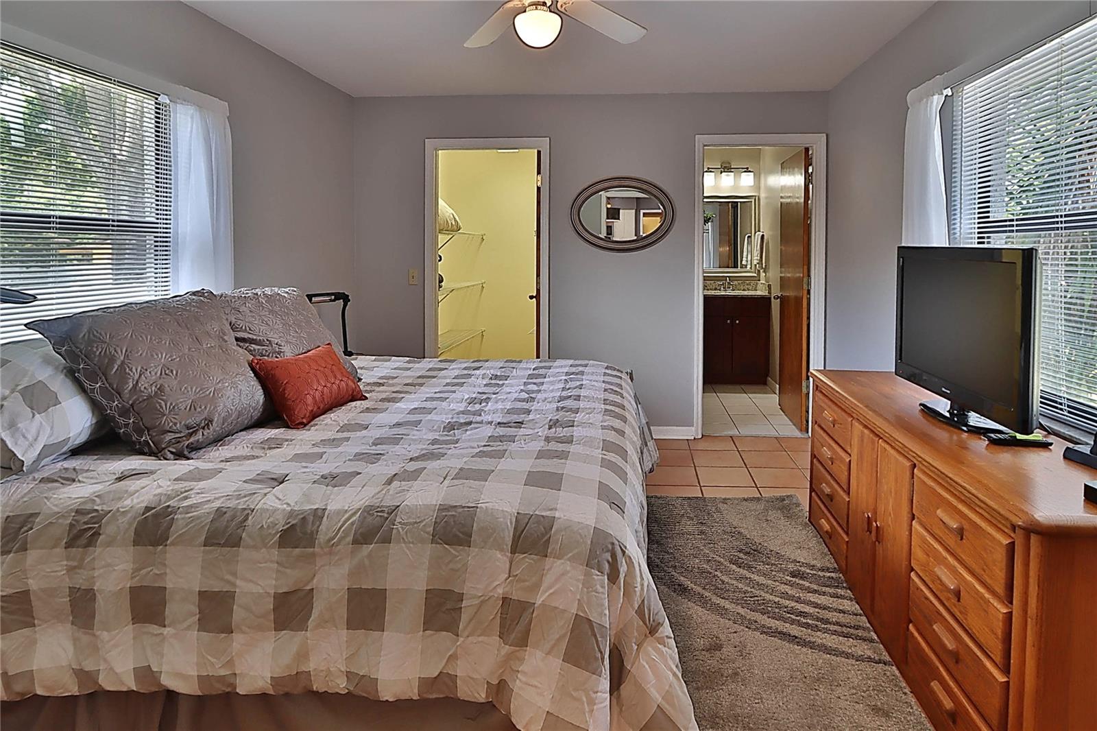 19814 DEER HOLLOW LN, LUTZ, FL, 33548