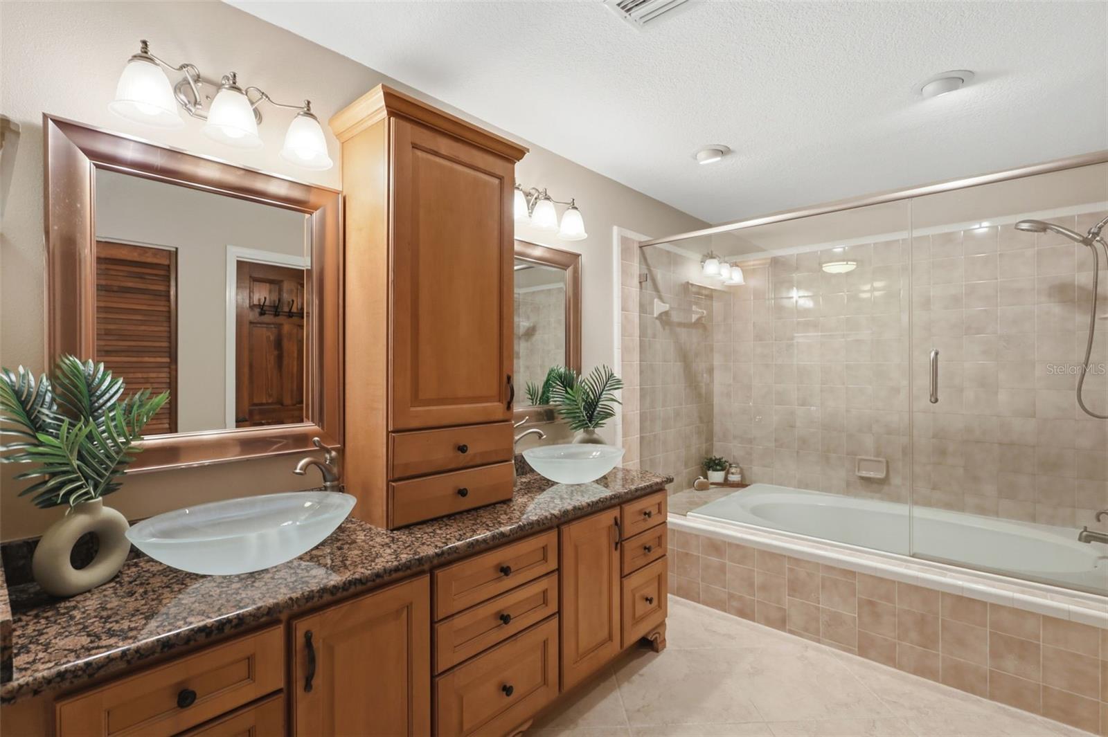 1650 E UNIVERSITY AVE, ORANGE CITY, FL, 32763