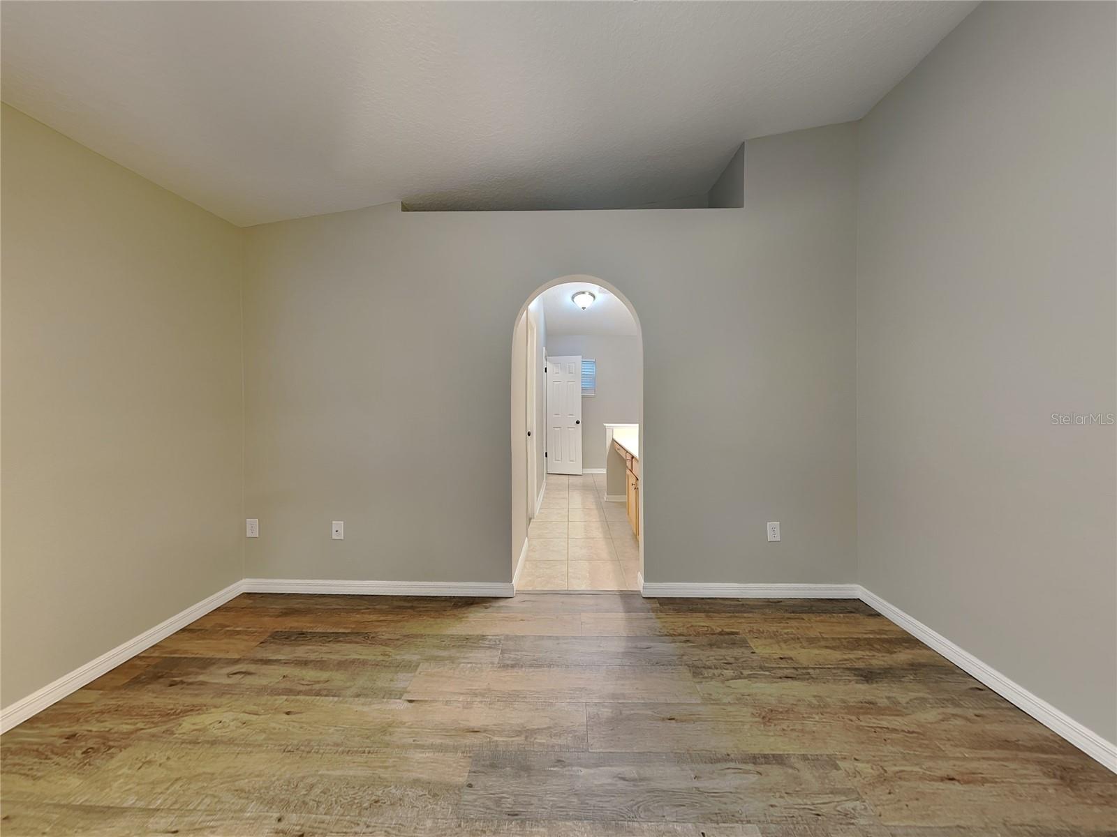 EUSTIS REMINGTON CLUB PH 02 LT 61 ORB, EUSTIS, FL, 32726