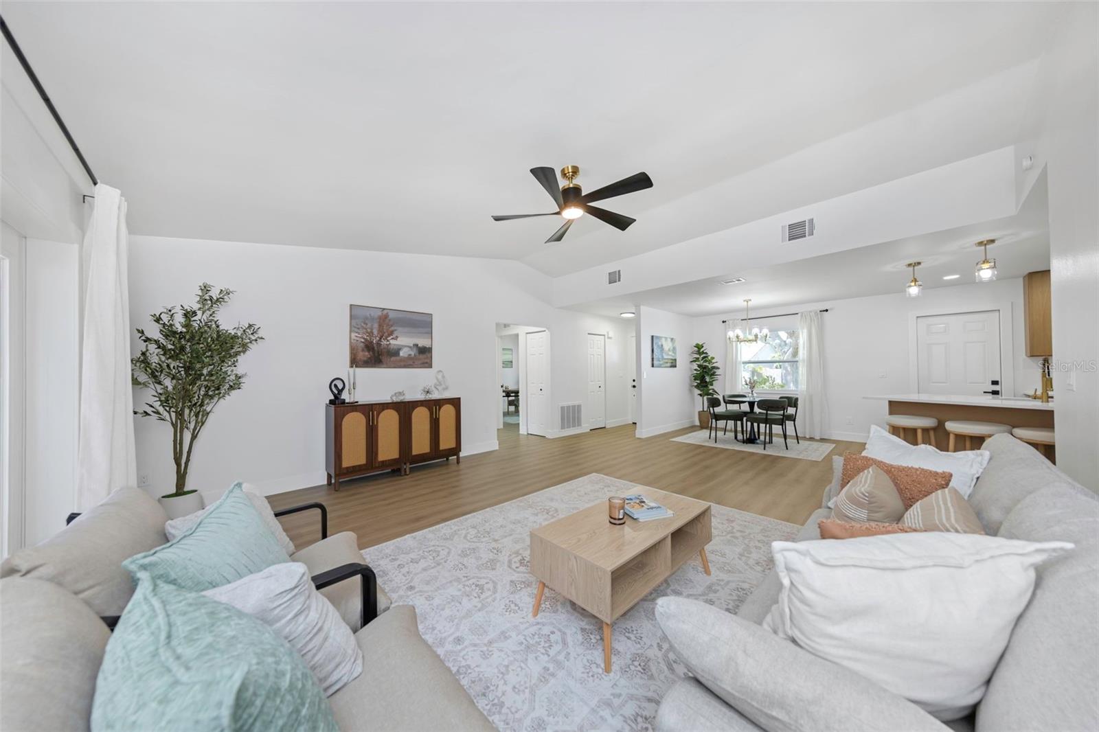 12909 PINEWAY DR, LARGO, FL, 33773