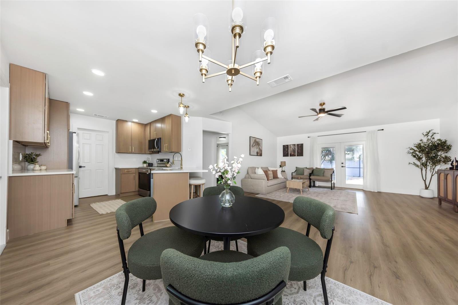 12909 PINEWAY DR, LARGO, FL, 33773