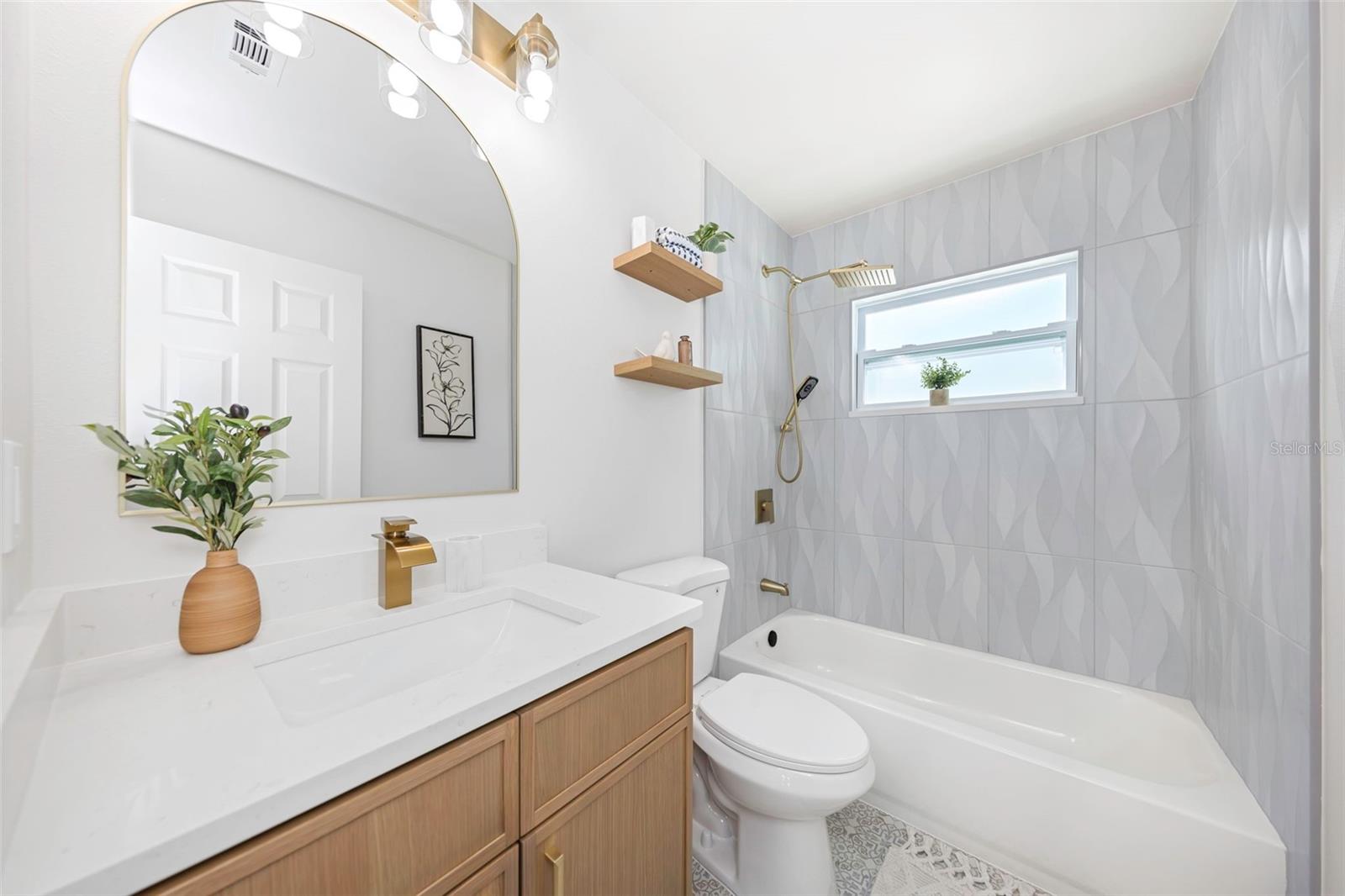 12909 PINEWAY DR, LARGO, FL, 33773