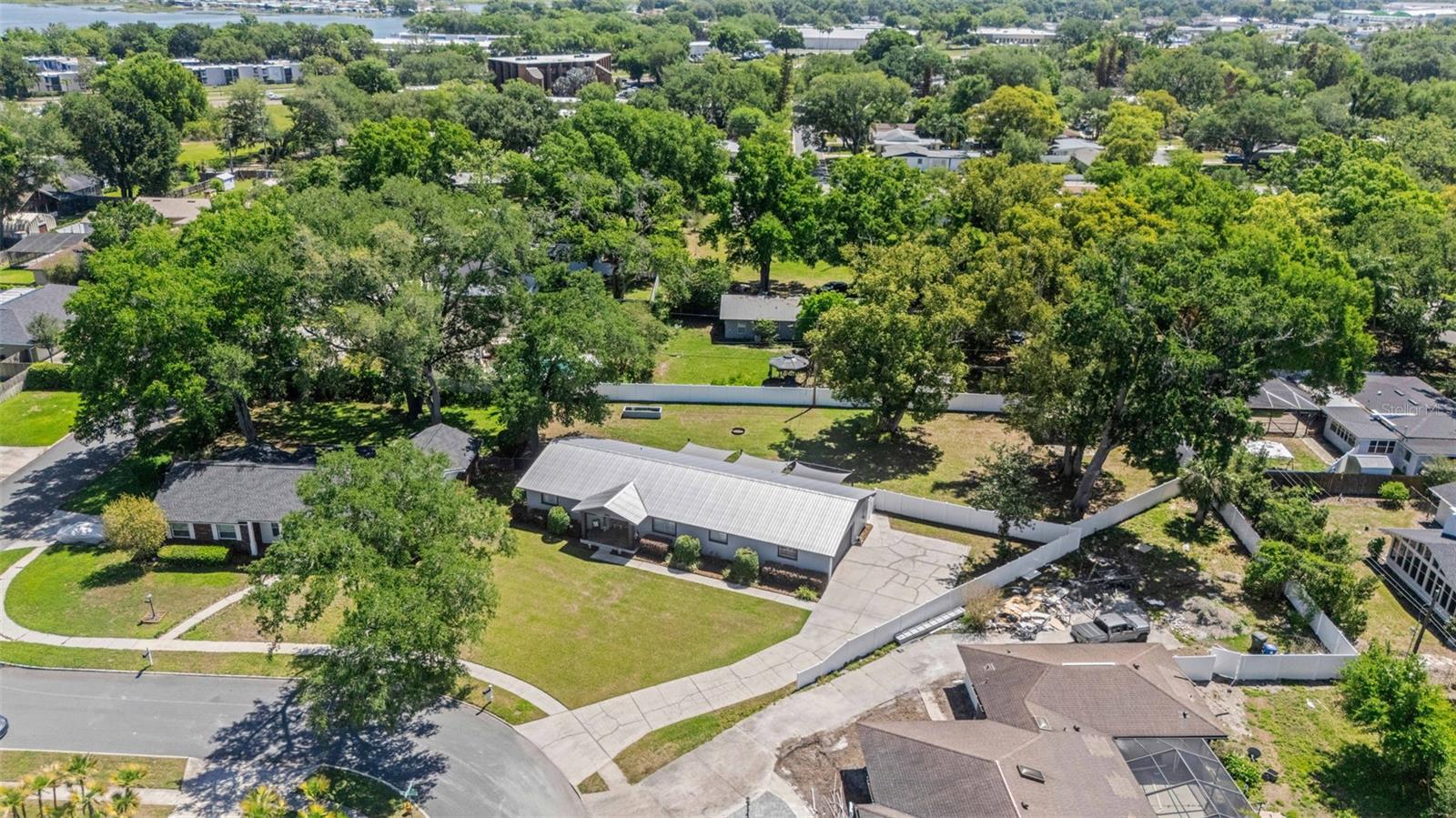 1112 NEWPORT AVE, LAKELAND, FL, 33801