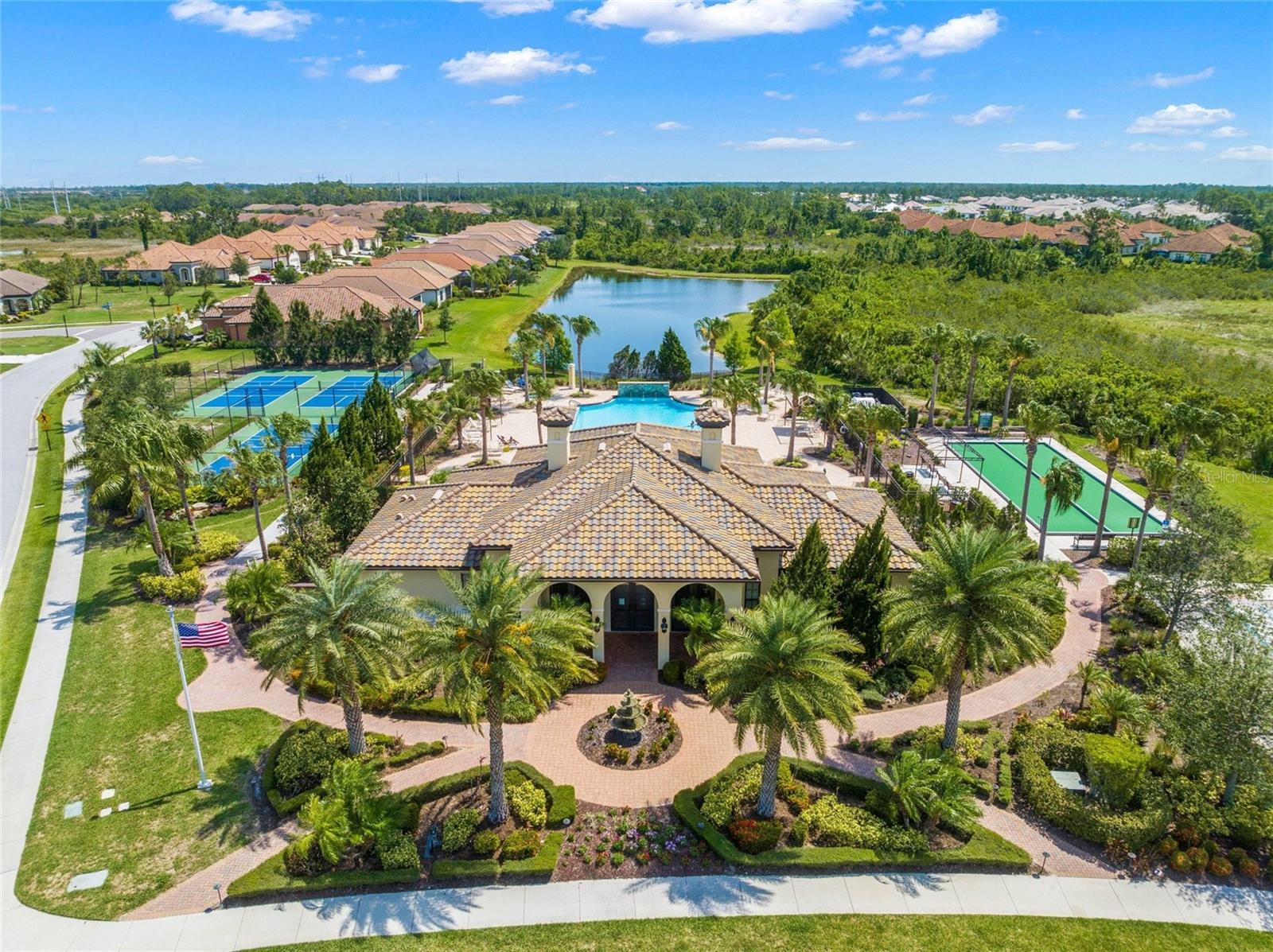 215 CASSANO DR, NOKOMIS, FL, 34275