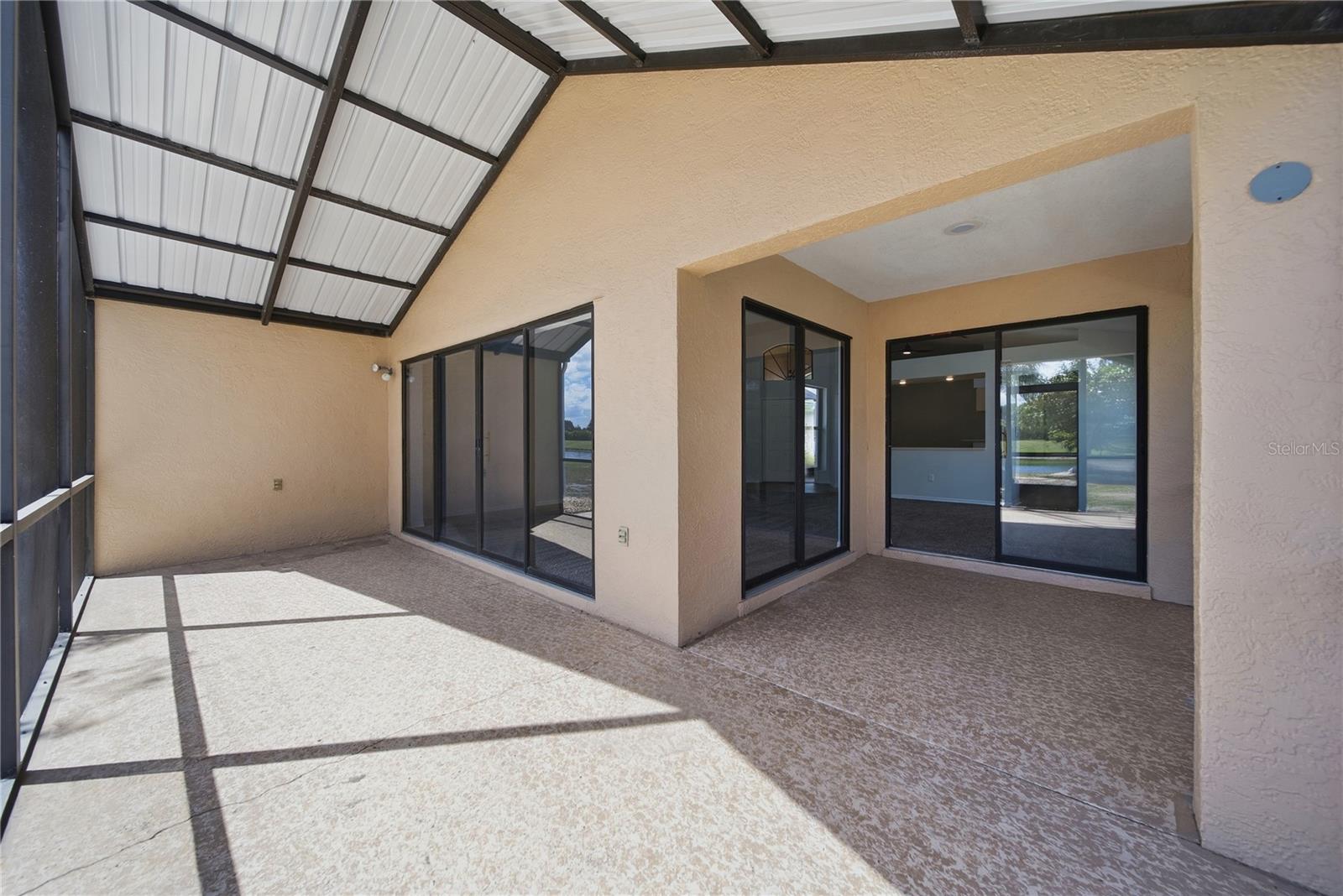 1831 E DEL WEBB BLVD, SUN CITY CENTER, FL, 33573